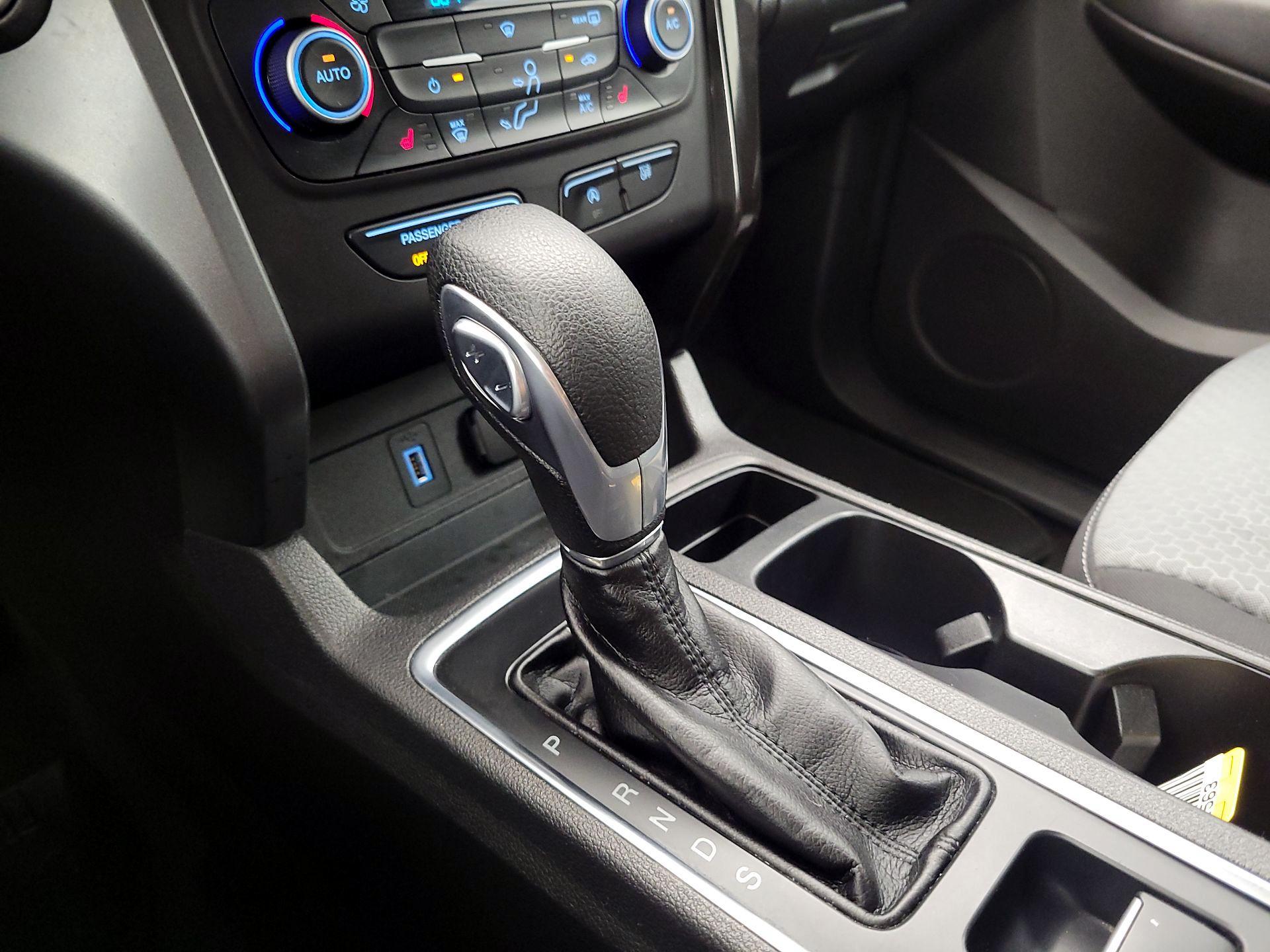 Thumbnail: 2019 Ford Escape - 17