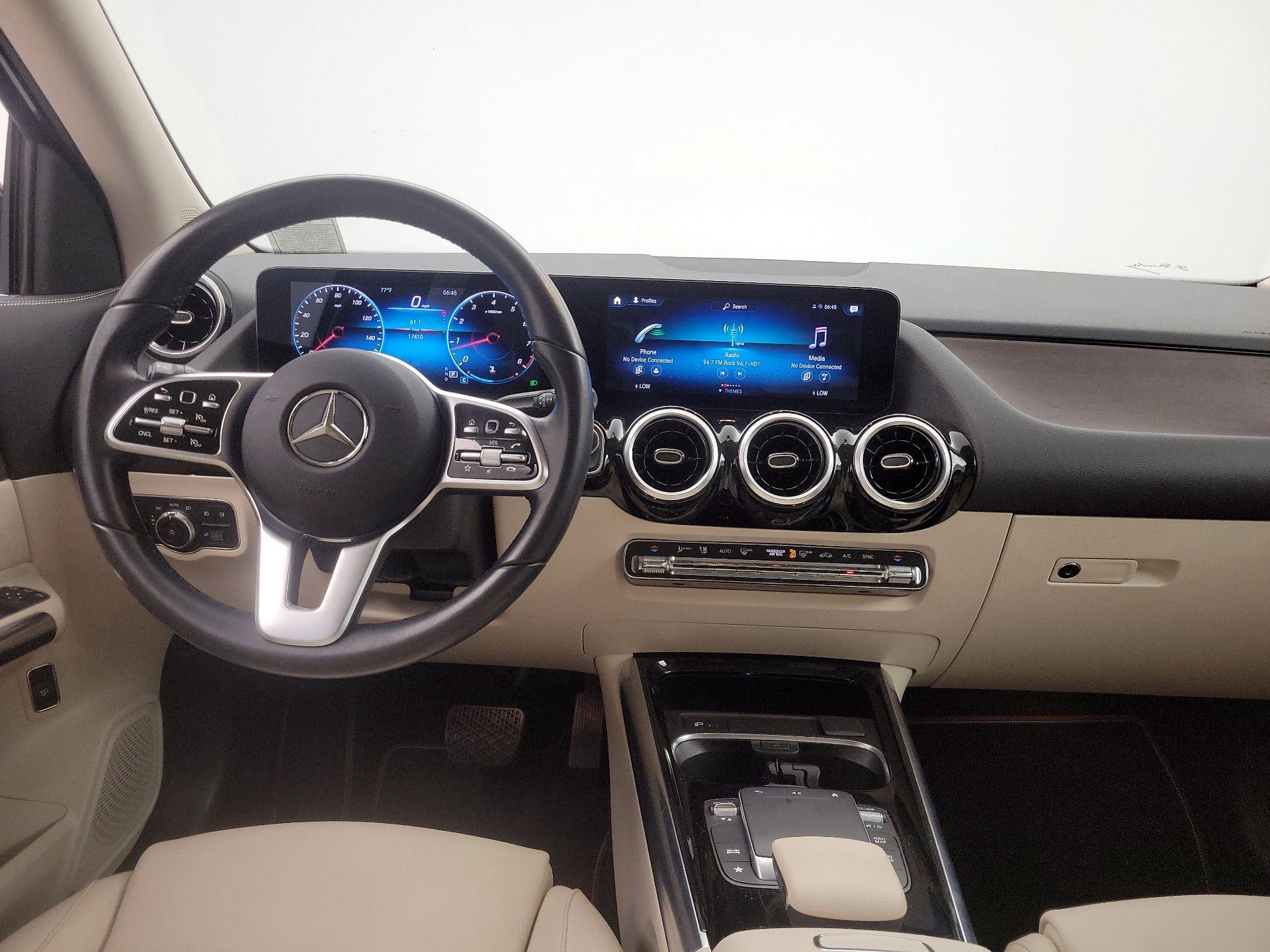 Thumbnail: 2022 Mercedes-Benz GLA - 9