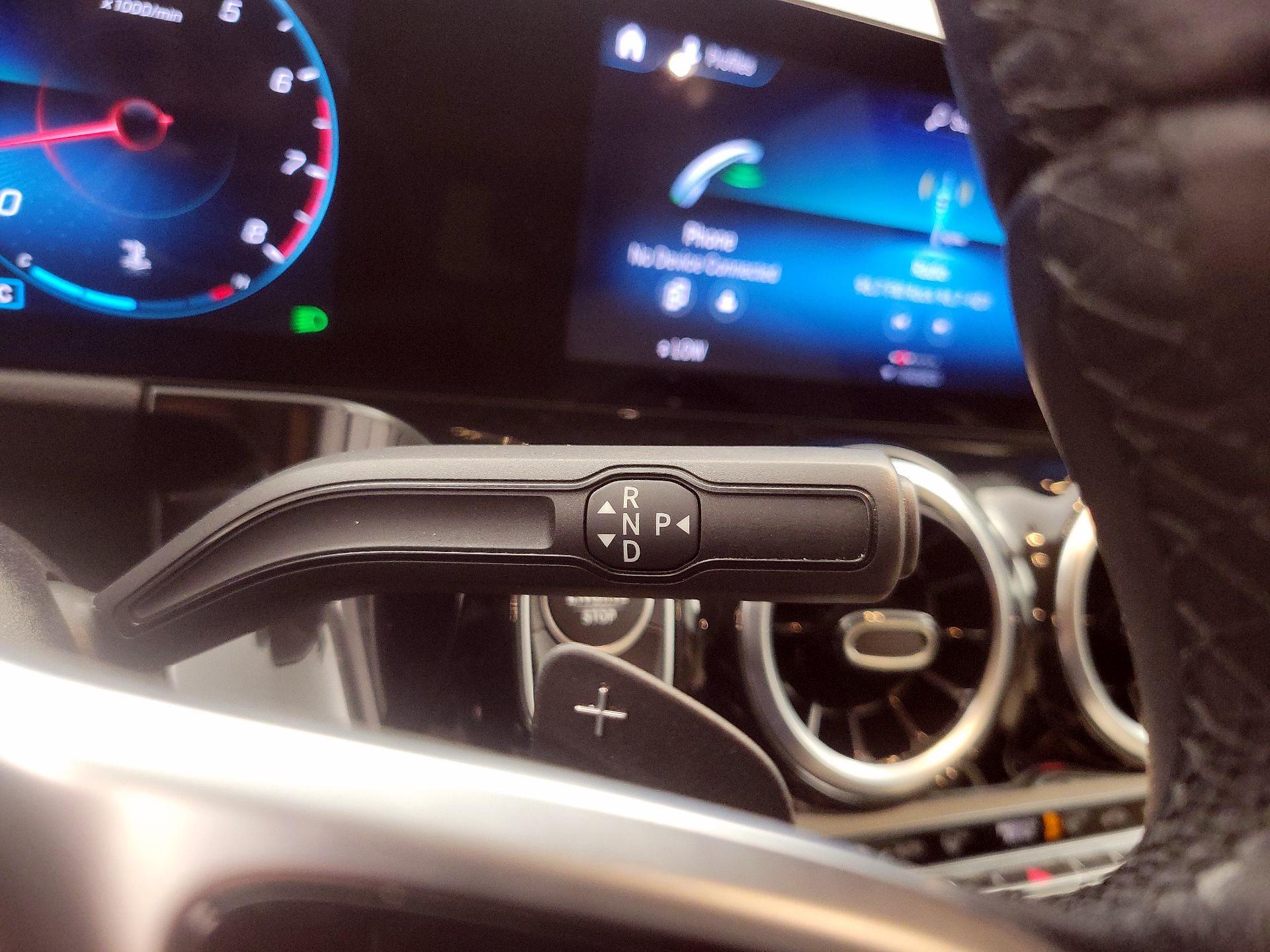 Thumbnail: 2022 Mercedes-Benz GLA - 17