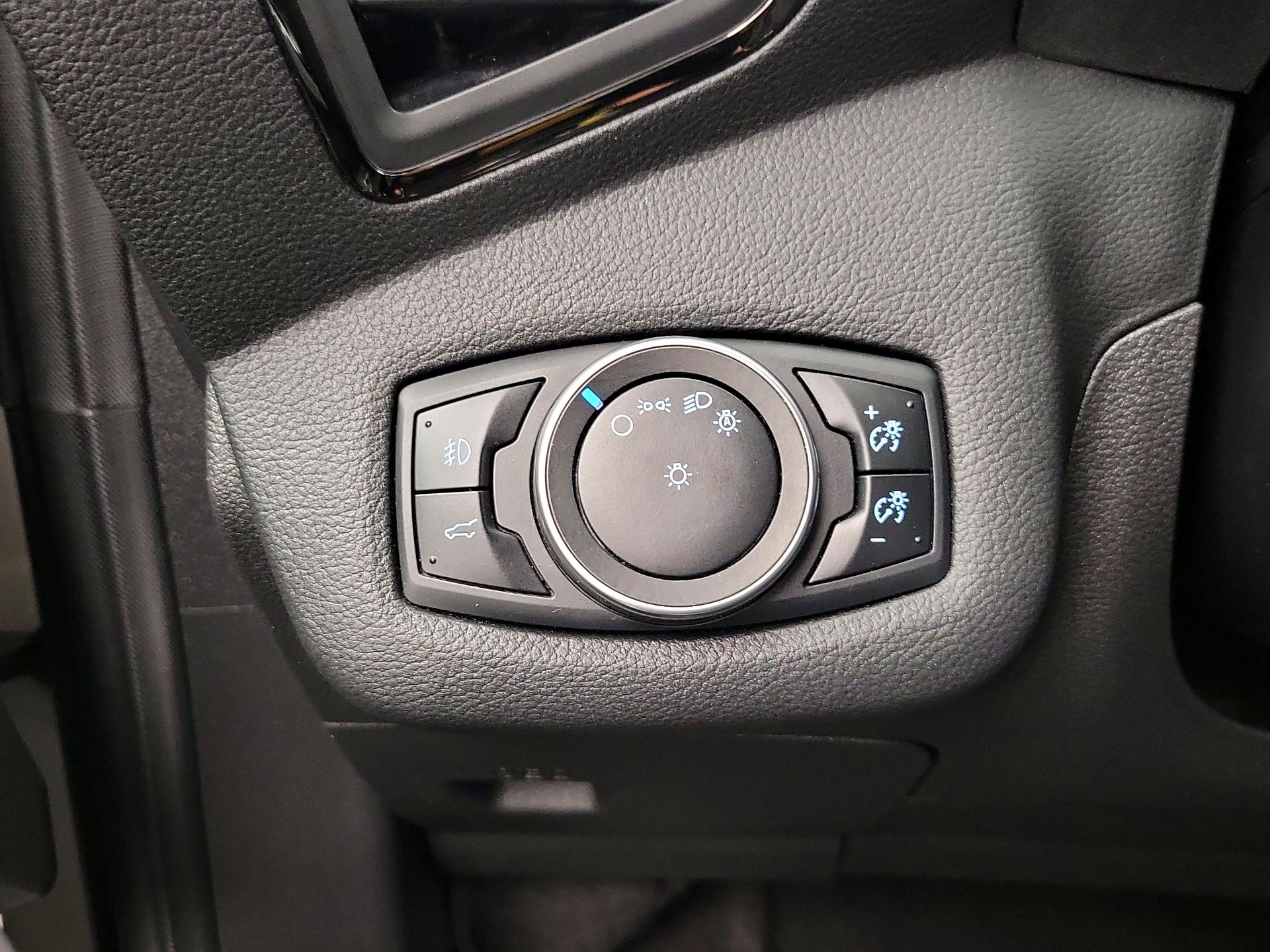 Thumbnail: 2017 Ford Escape - 13