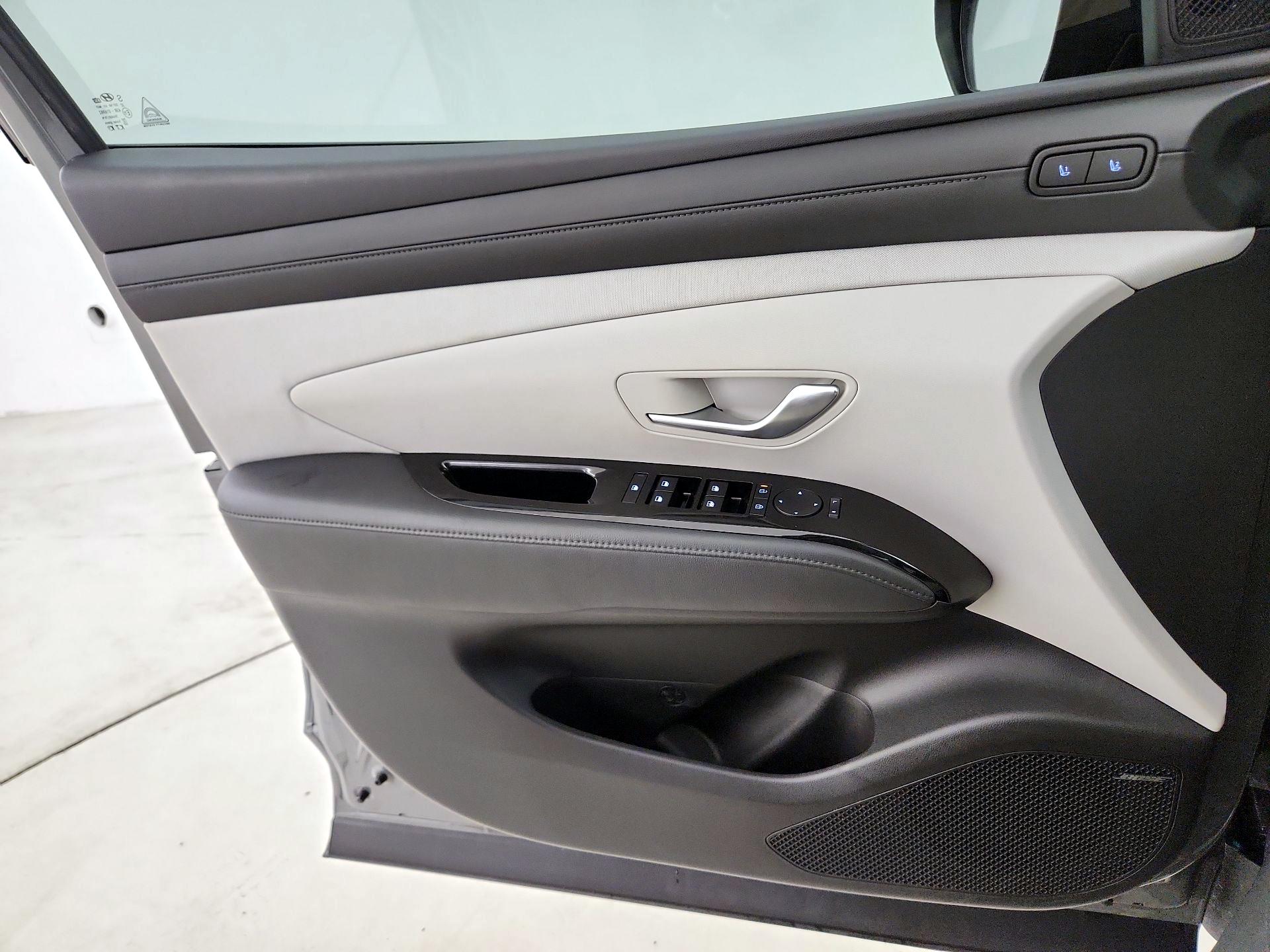 Thumbnail: 2025 Hyundai Tucson - 12