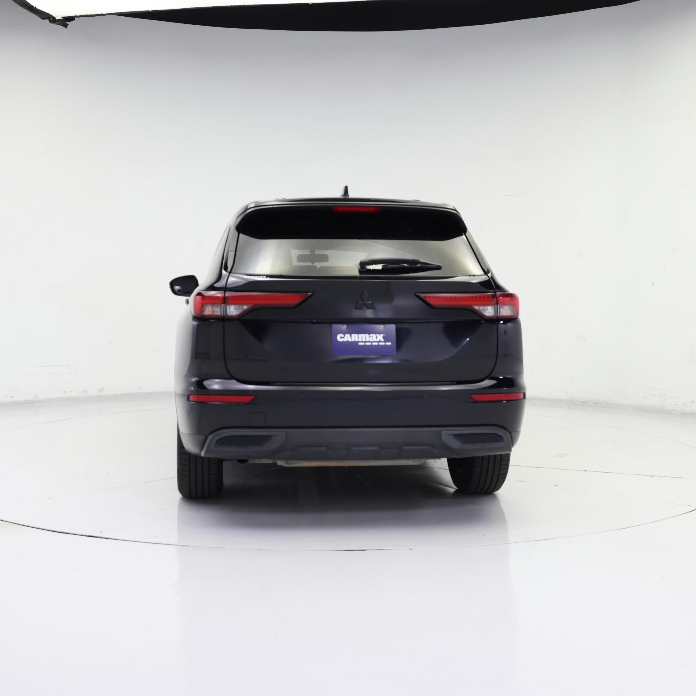 Thumbnail: 2022 Mitsubishi Outlander - 6
