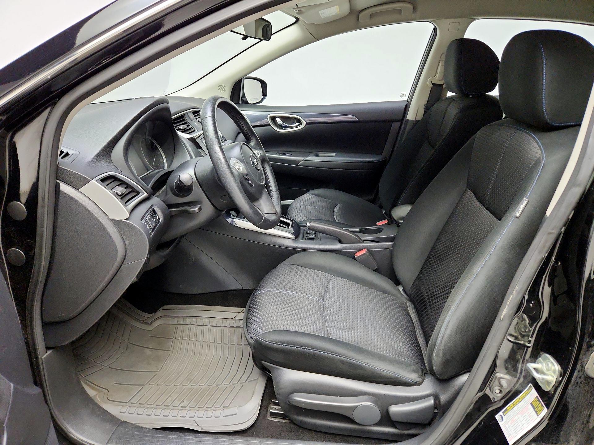 Thumbnail: 2019 Nissan Sentra - 9