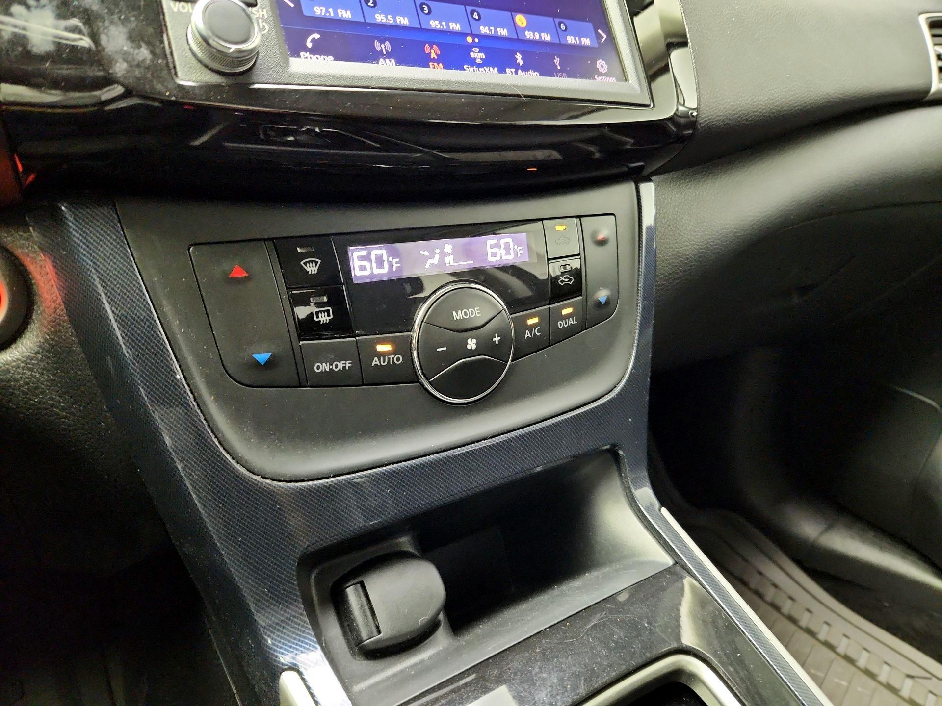 Thumbnail: 2019 Nissan Sentra - 14