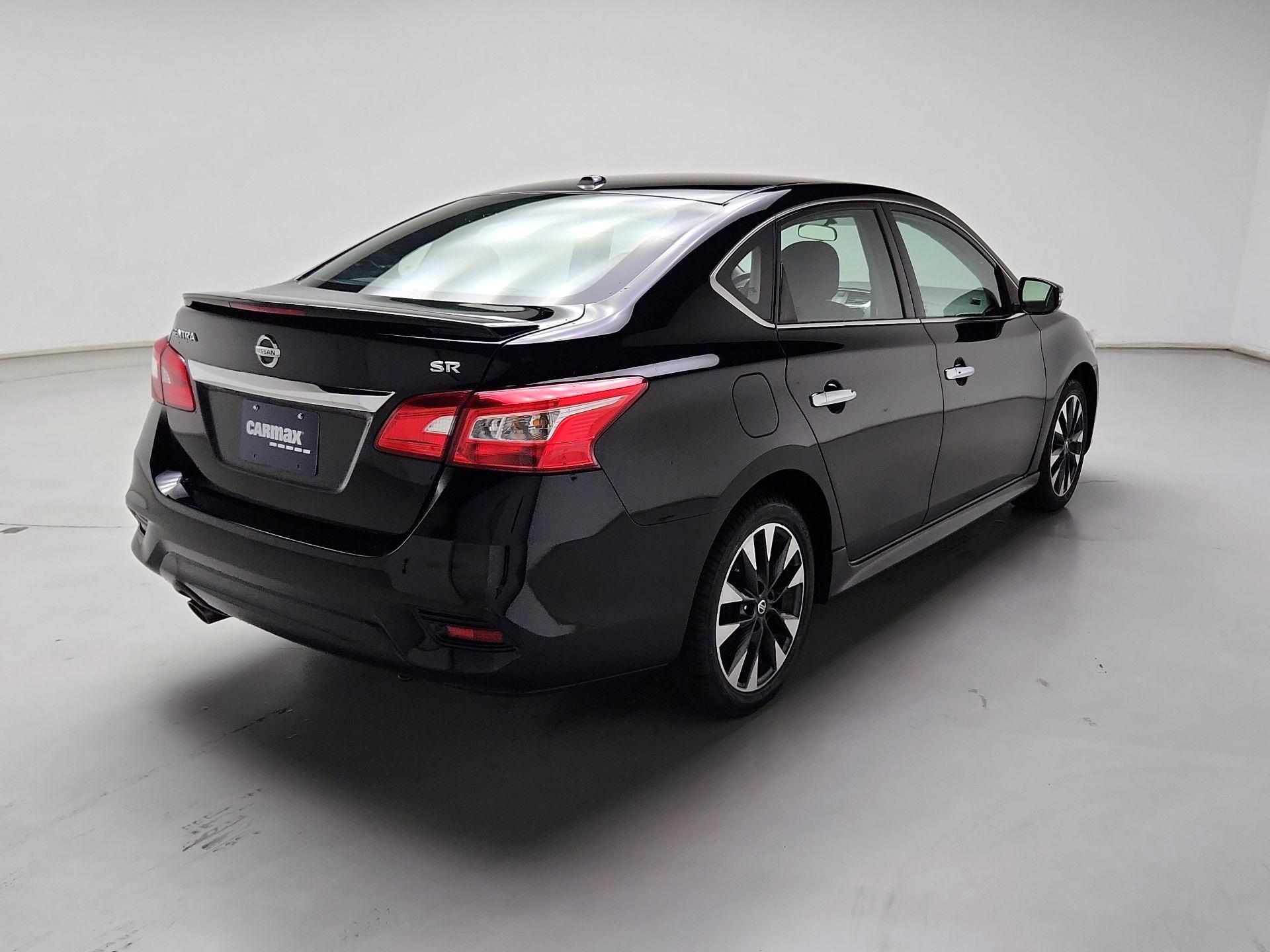 Thumbnail: 2019 Nissan Sentra - 5