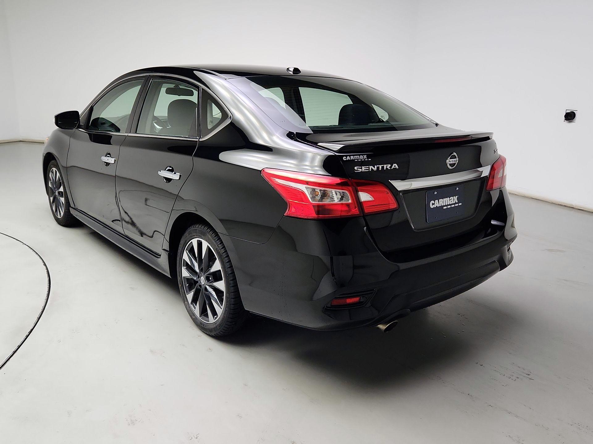 Thumbnail: 2019 Nissan Sentra - 7