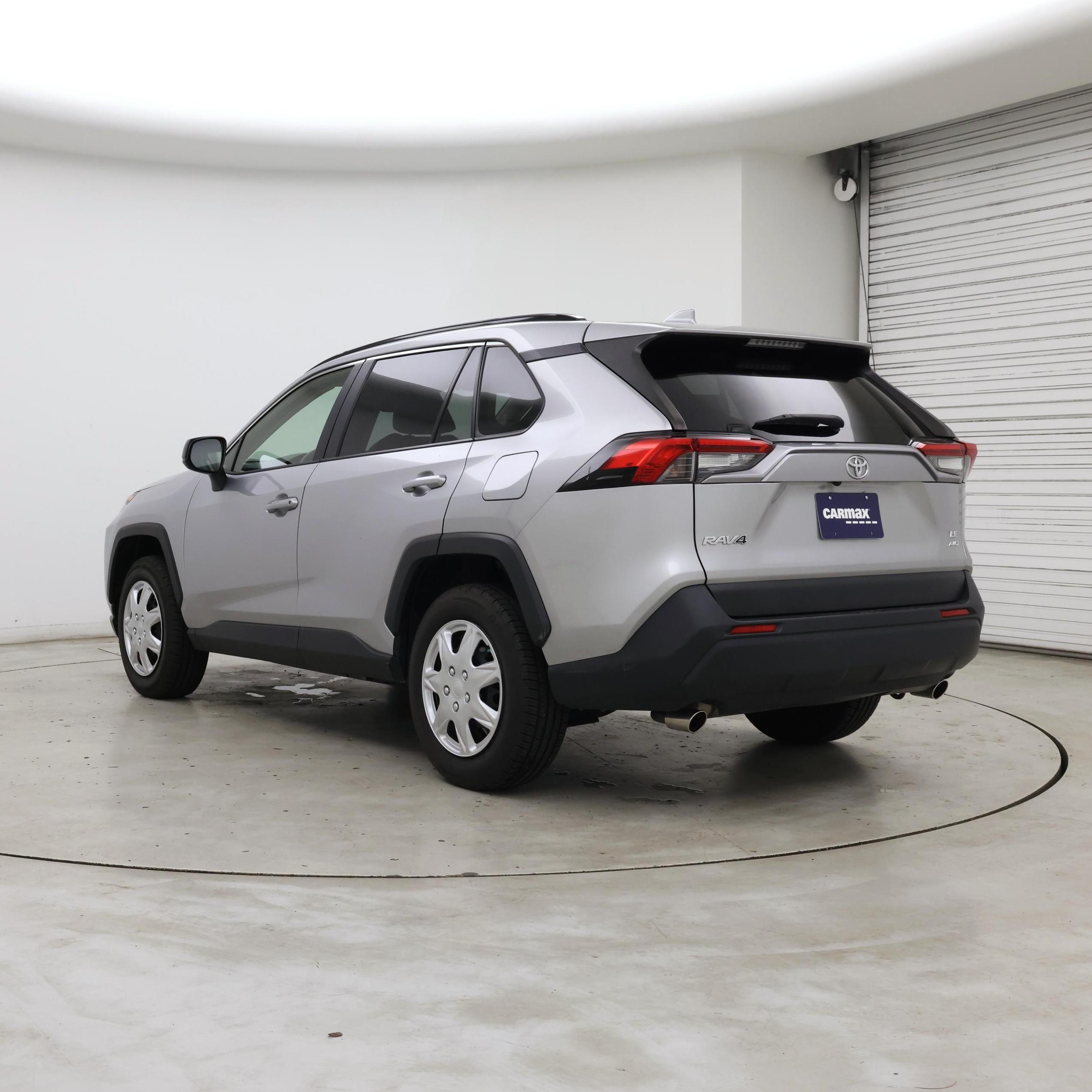 Thumbnail: 2019 Toyota RAV4 - 2