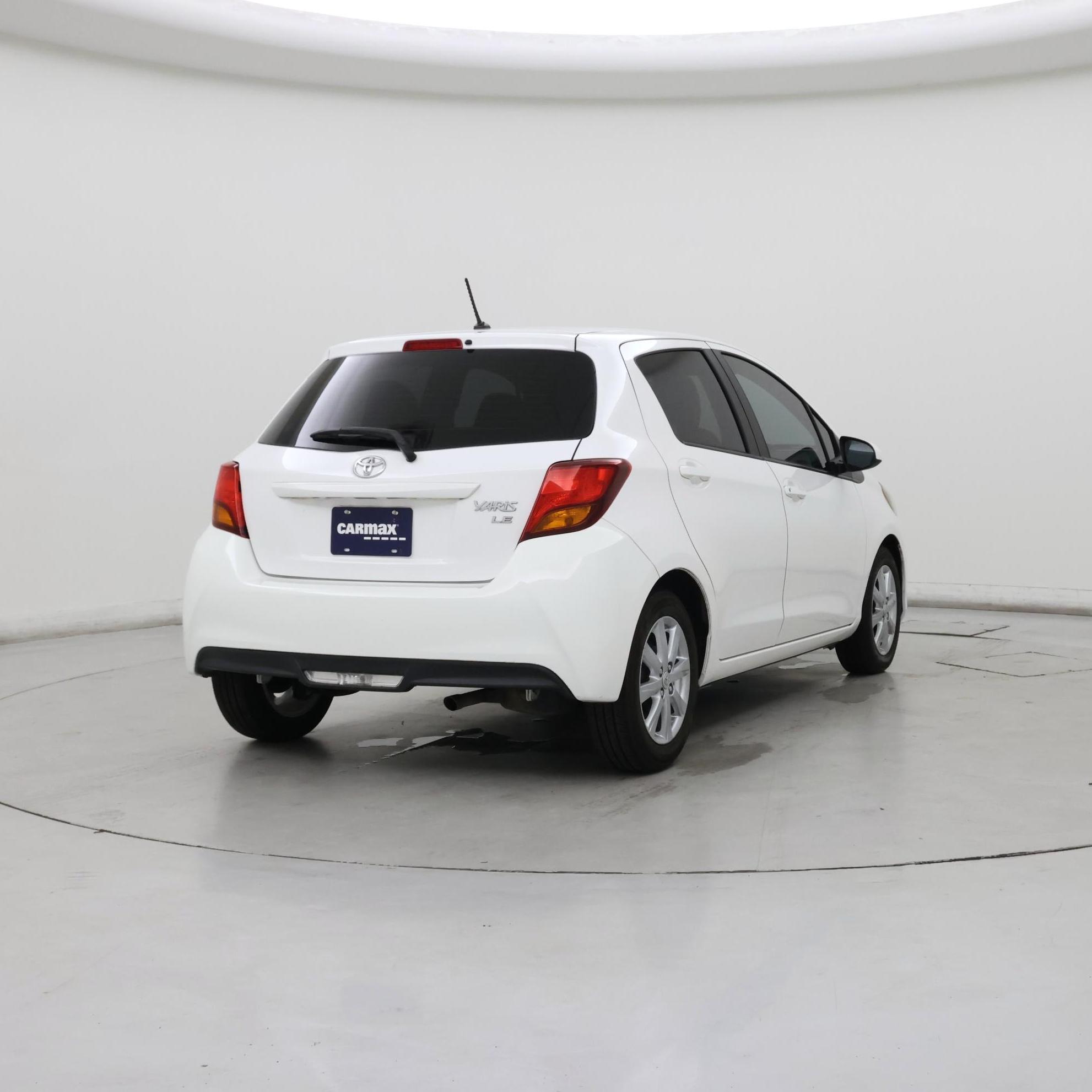Thumbnail: 2015 Toyota Yaris - 8