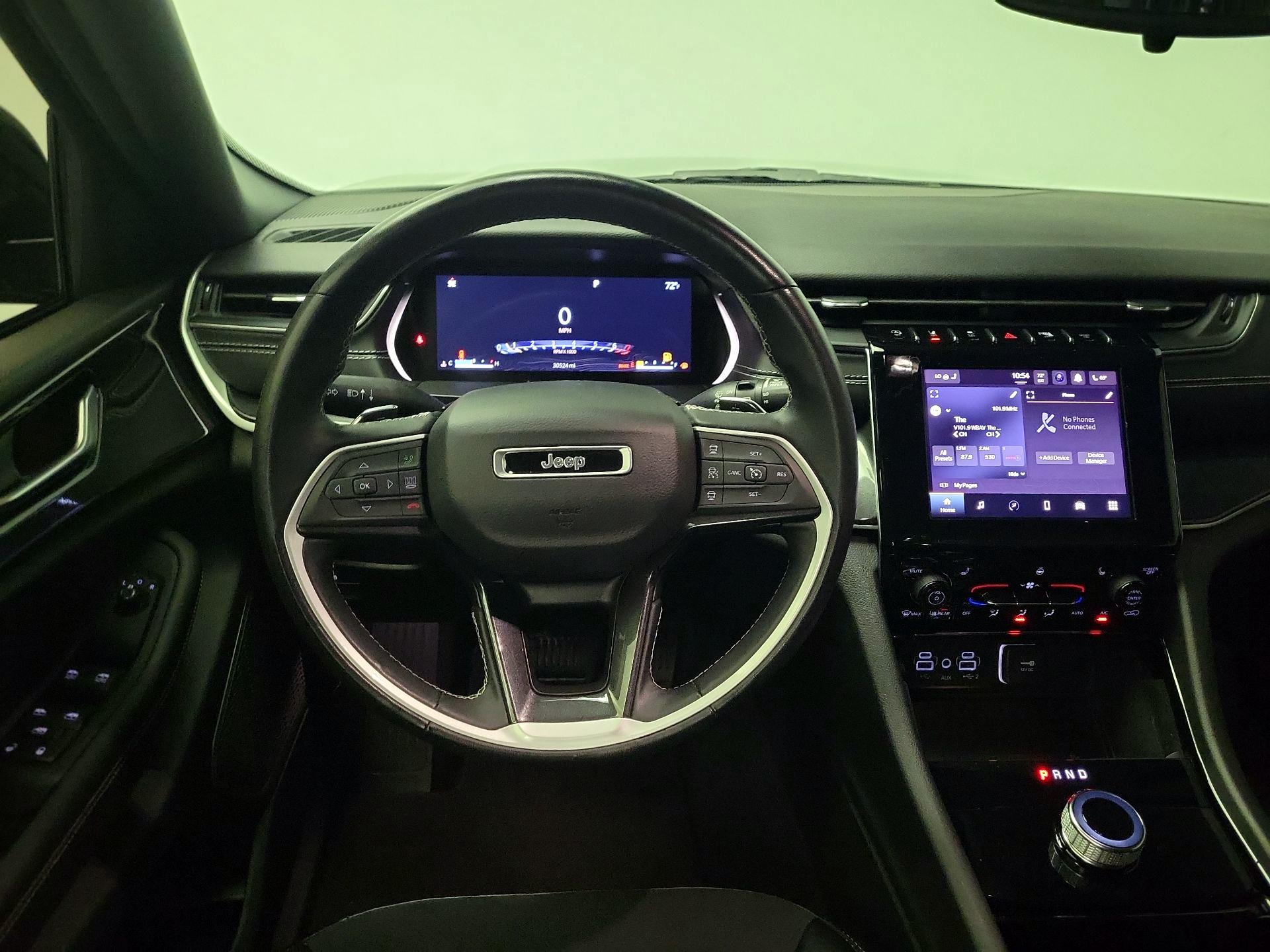 Thumbnail: 2022 Jeep Grand Cherokee - 10
