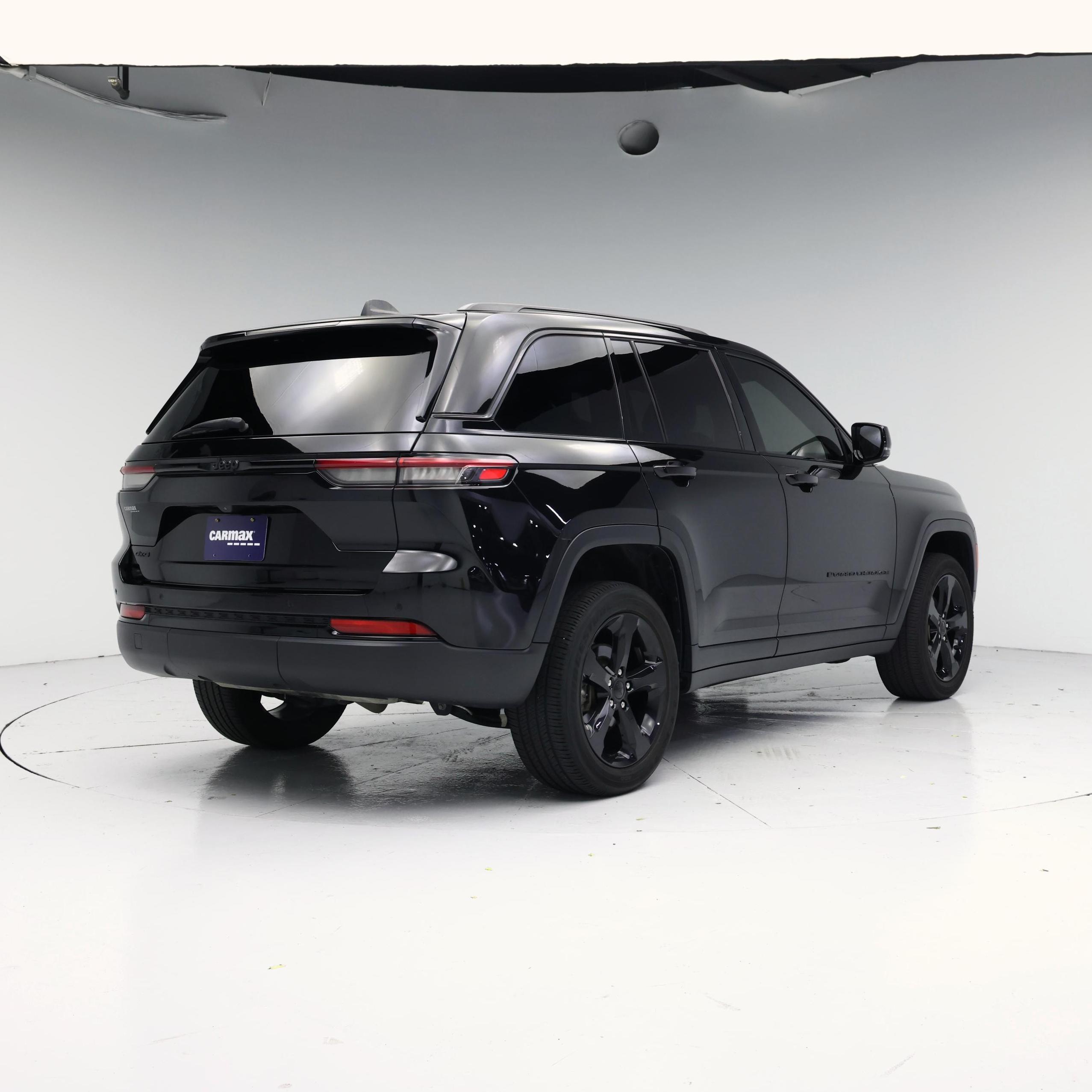 Thumbnail: 2022 Jeep Grand Cherokee - 8