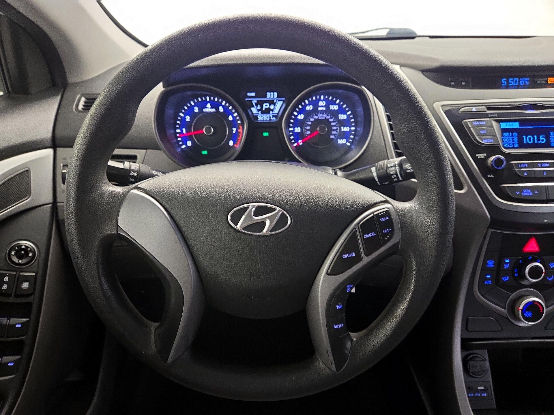 Thumbnail: 2015 Hyundai Elantra - 10