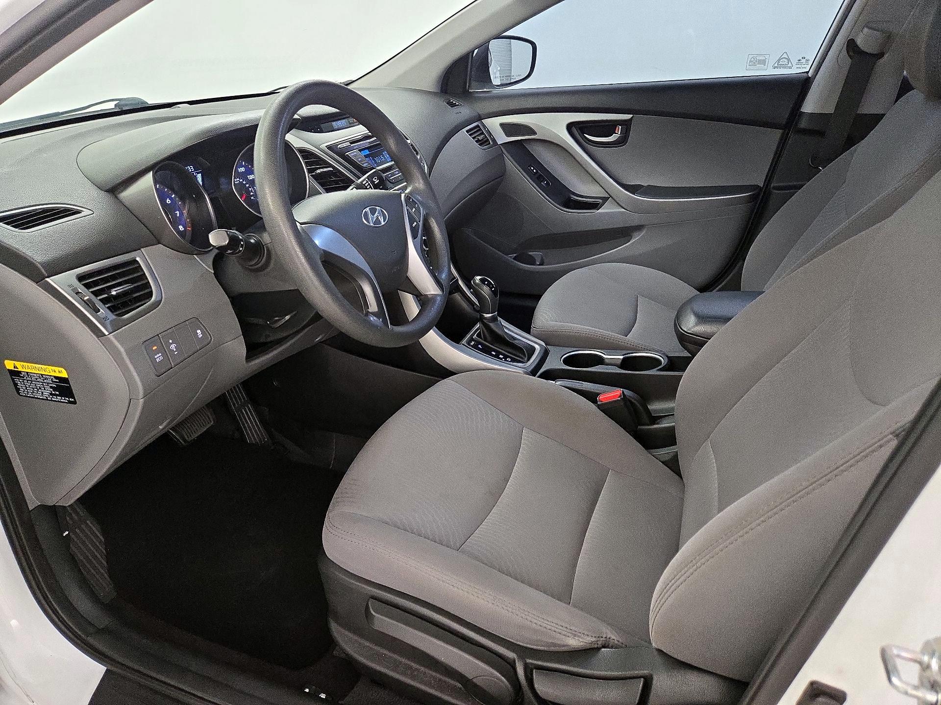 Thumbnail: 2015 Hyundai Elantra - 11