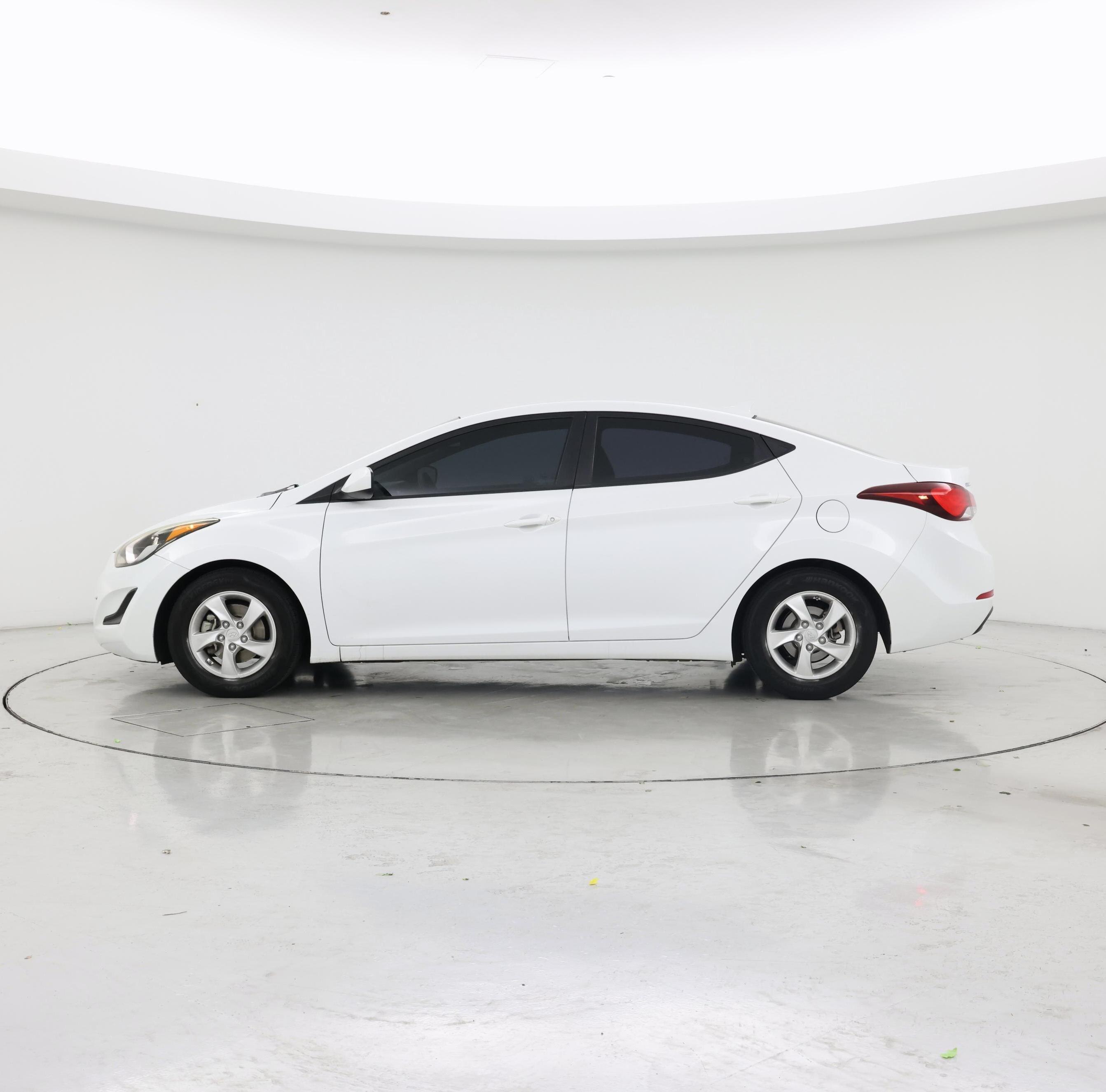 Thumbnail: 2015 Hyundai Elantra - 3