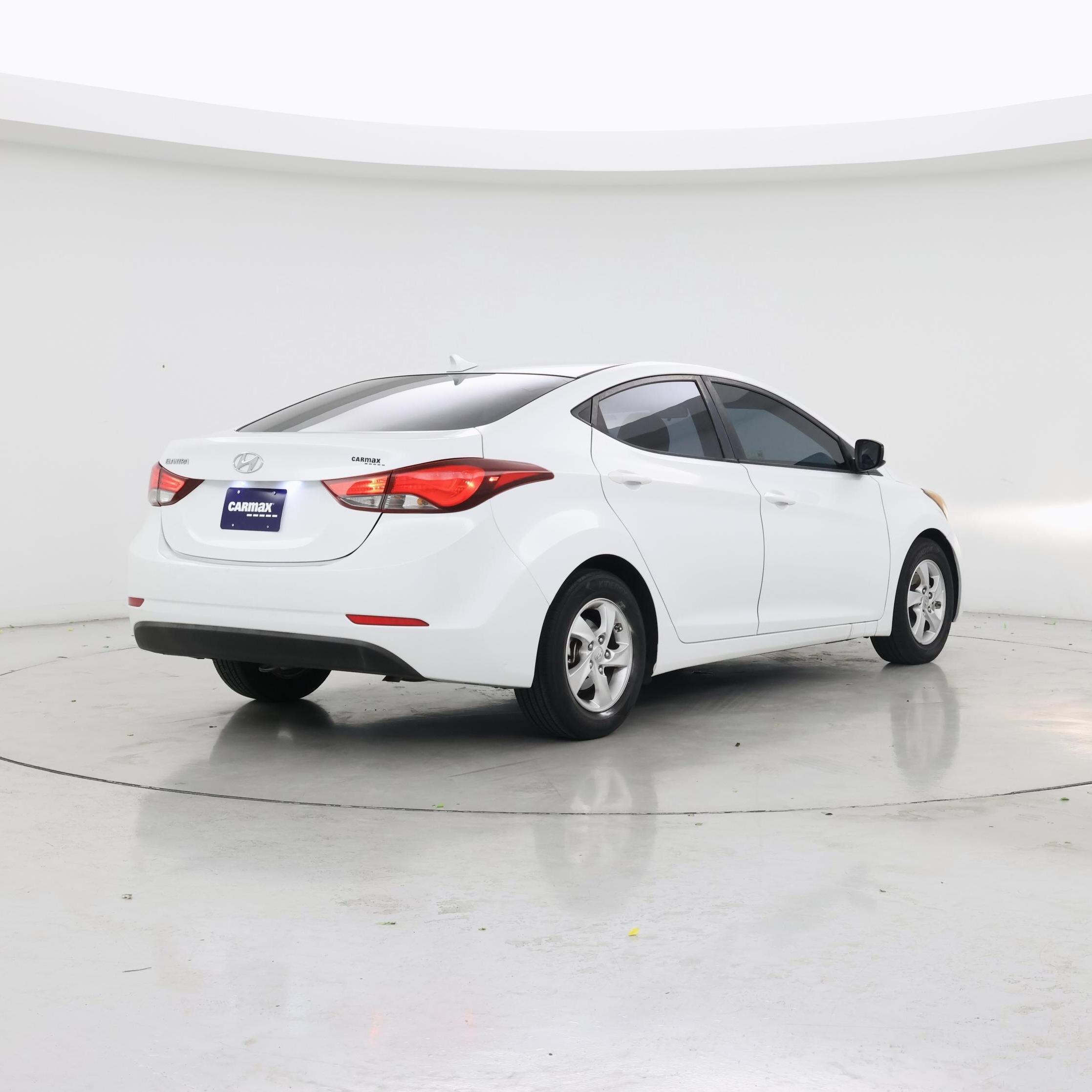 Thumbnail: 2015 Hyundai Elantra - 8