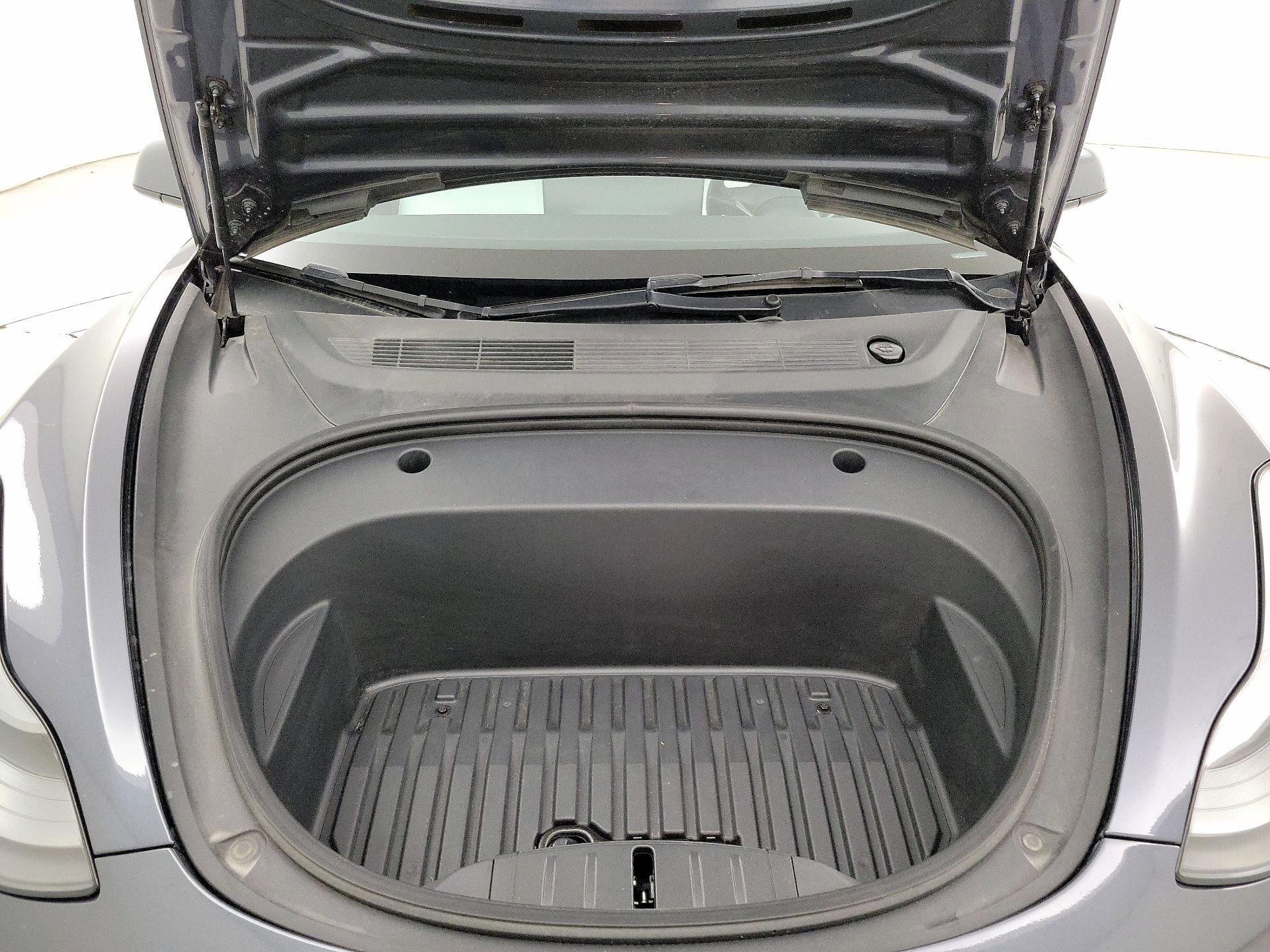 Thumbnail: 2022 Tesla Model 3 - 20