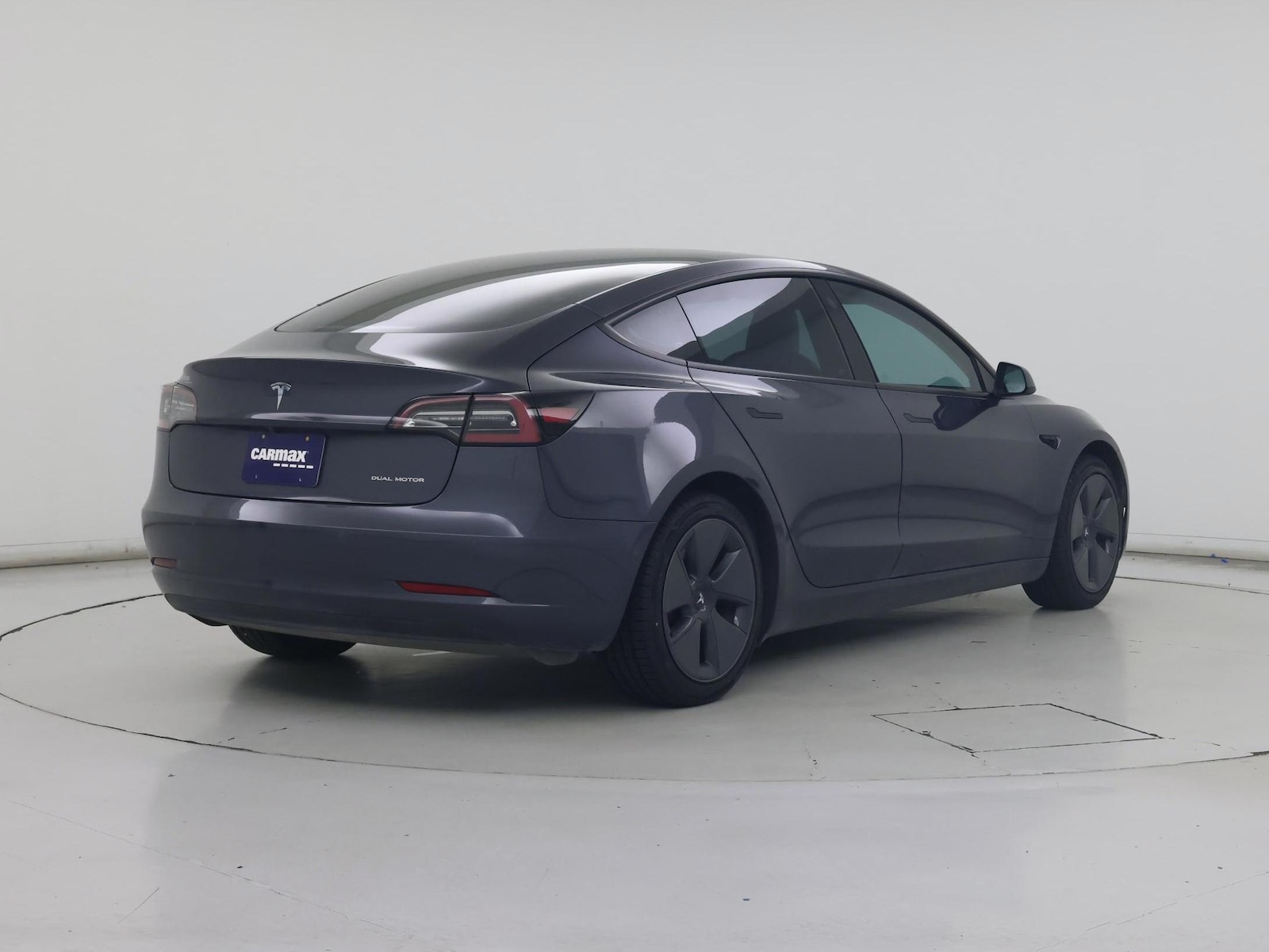 2022 Tesla Model 3 Long Range - Photo 9