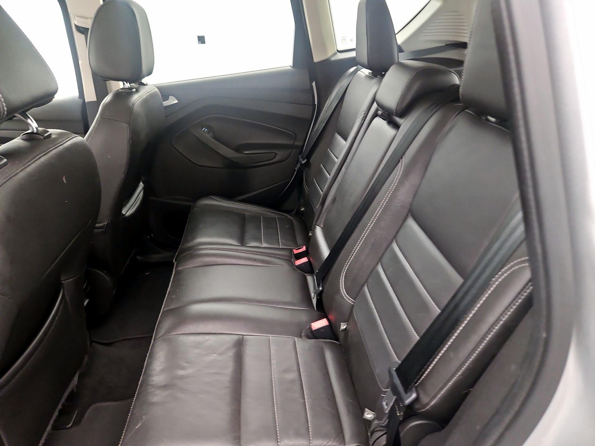 Thumbnail: 2015 Ford C-Max - 20