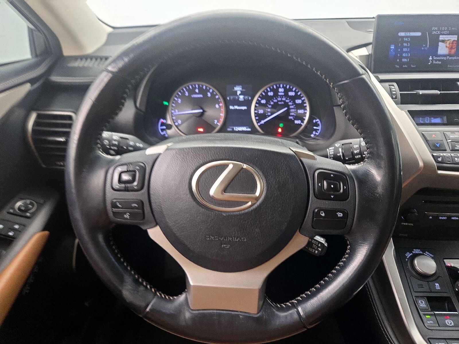 2016 Lexus NX 200t - Photo 11
