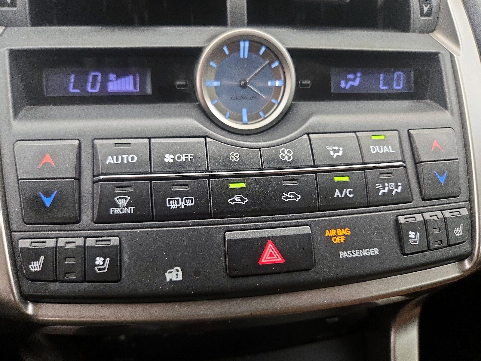 2016 Lexus NX 200t - Photo 17