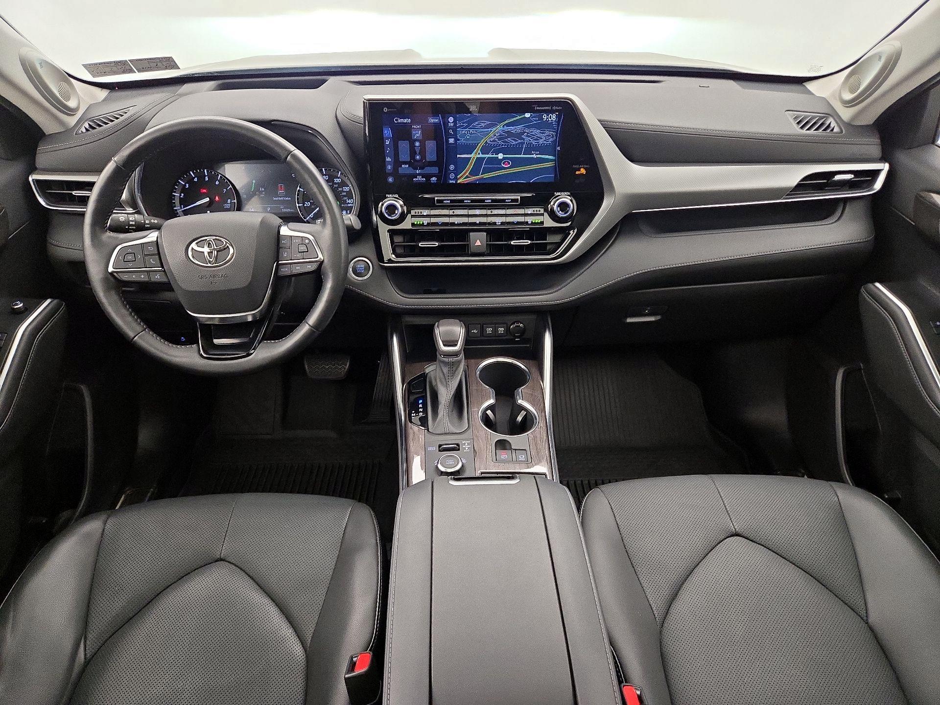 Thumbnail: 2021 Toyota Highlander - 9