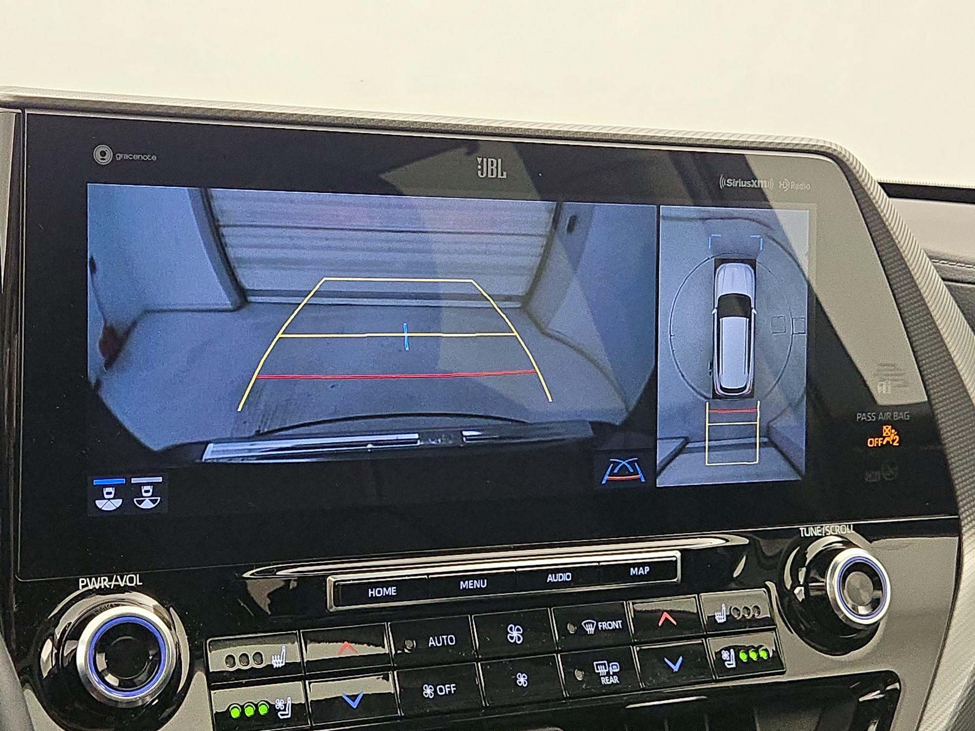 Thumbnail: 2021 Toyota Highlander - 15