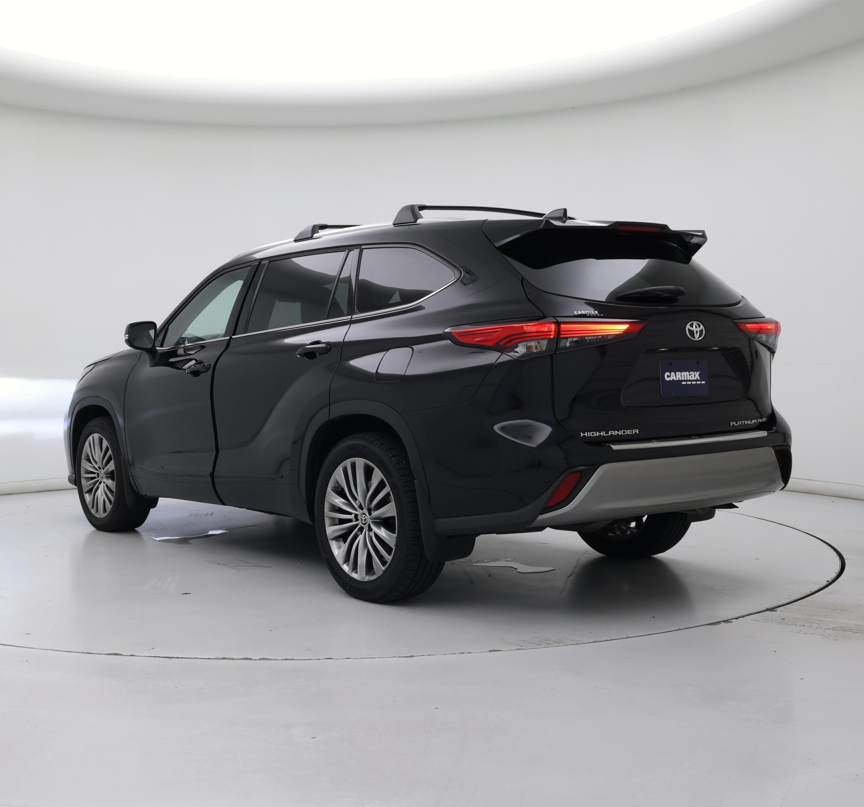 Thumbnail: 2021 Toyota Highlander - 2