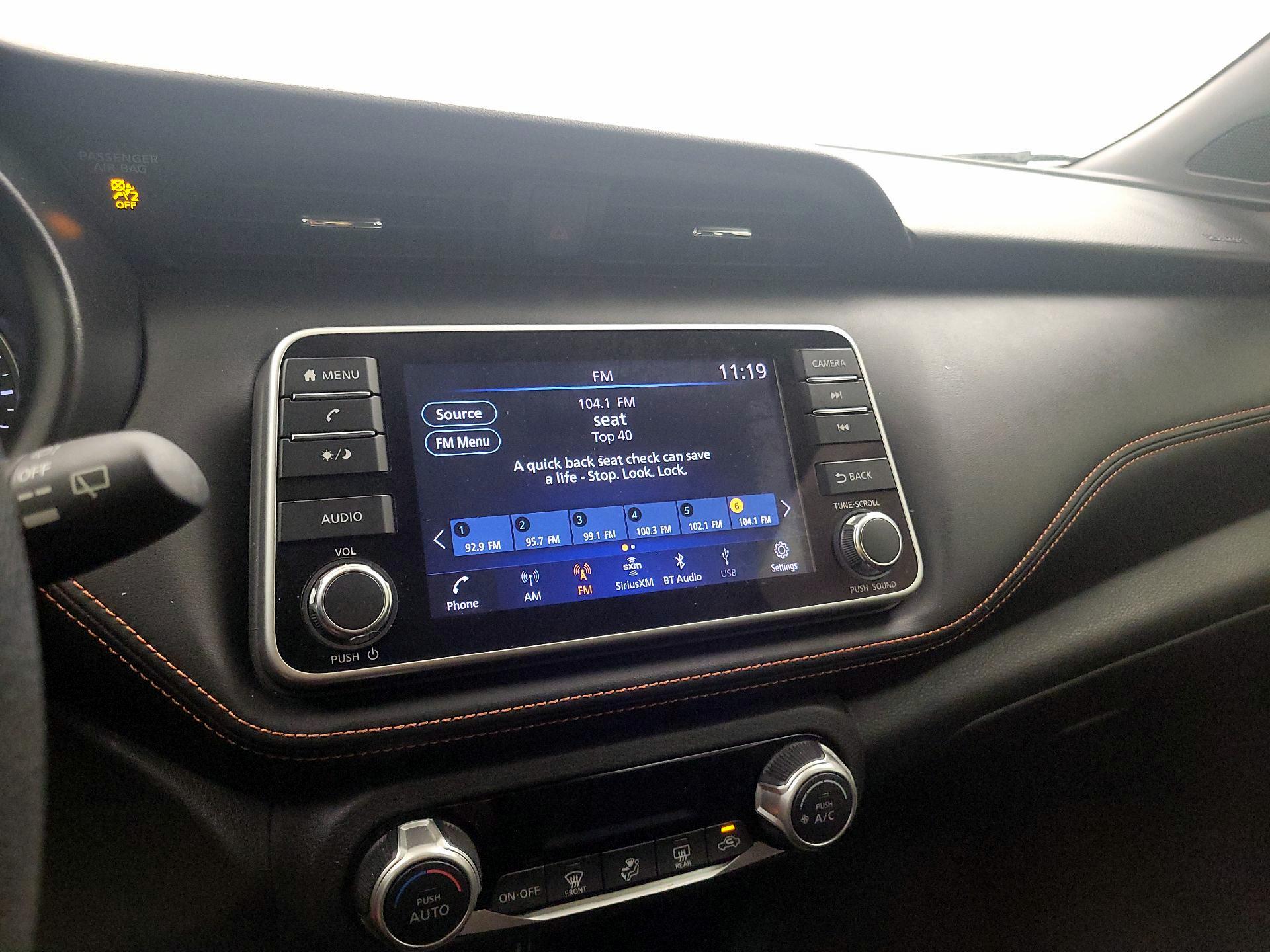 Thumbnail: 2020 Nissan Kicks - 14