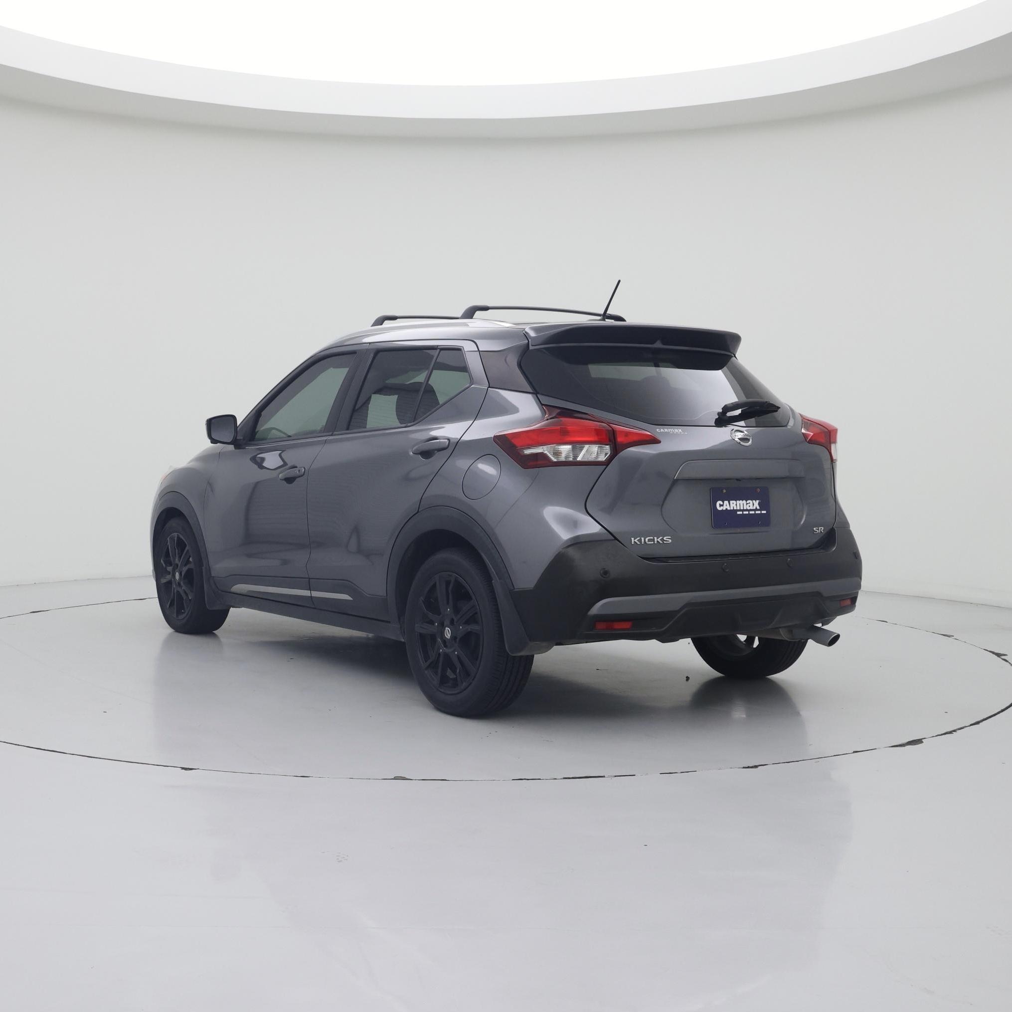 Thumbnail: 2020 Nissan Kicks - 2