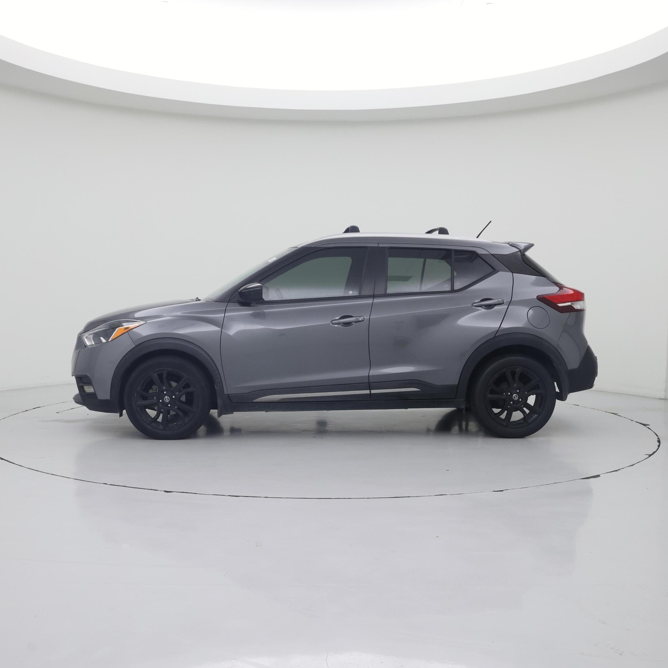 Thumbnail: 2020 Nissan Kicks - 3