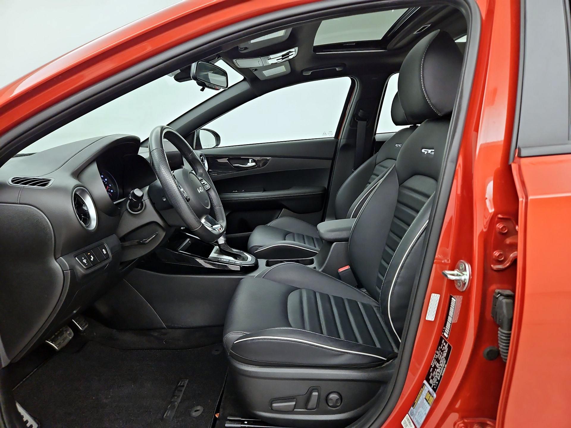 Thumbnail: 2023 Kia Forte - 11