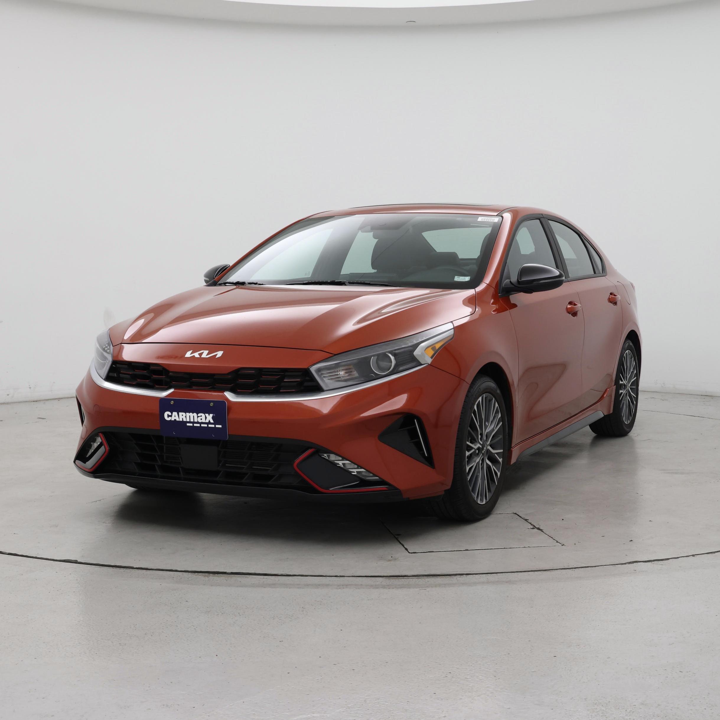 Thumbnail: 2023 Kia Forte - 4