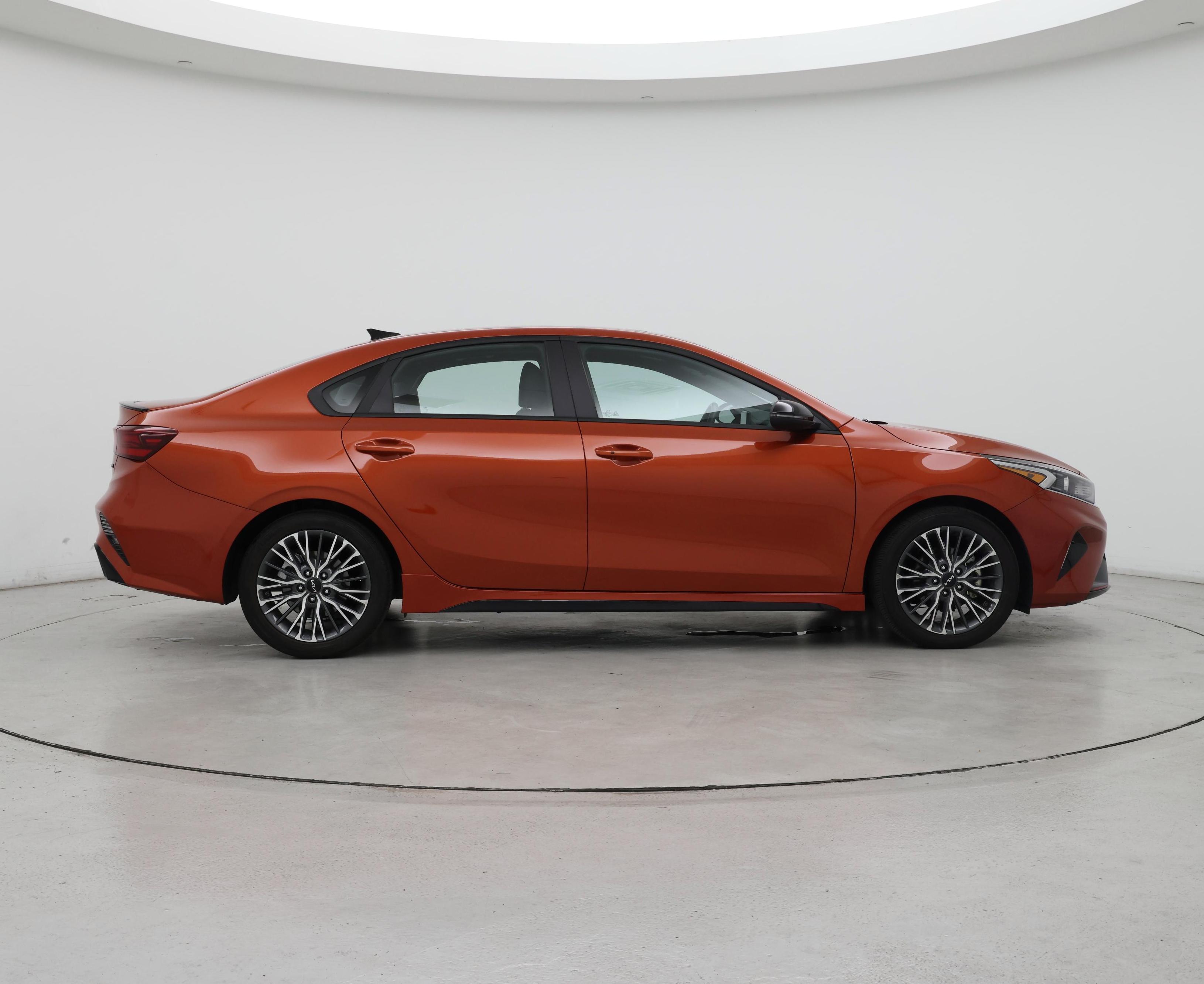 Thumbnail: 2023 Kia Forte - 7