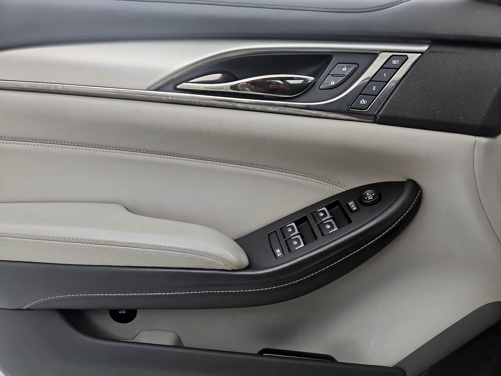2017 Cadillac CTS Sedan Base - Photo 13