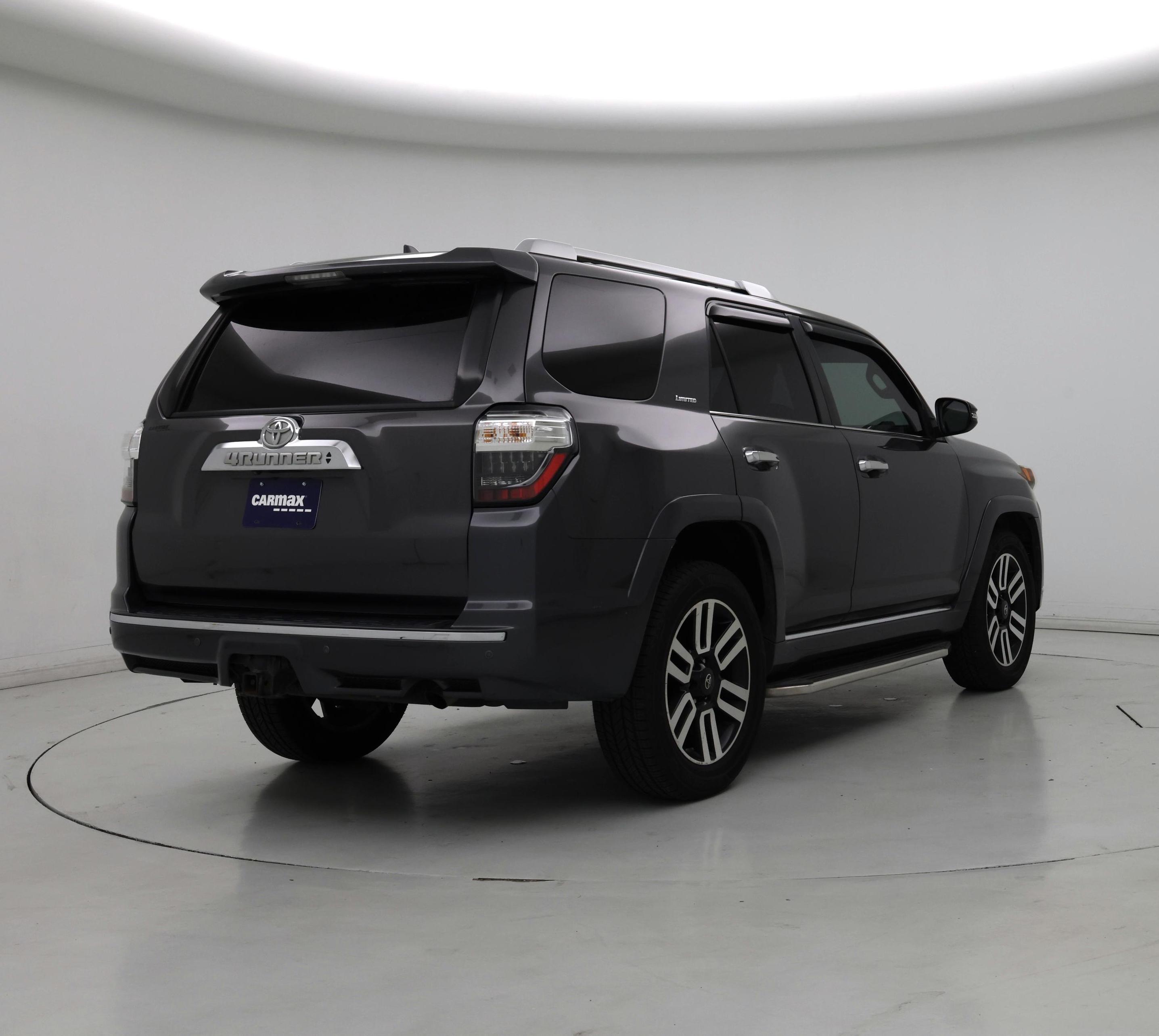 Thumbnail: 2016 Toyota 4Runner - 8