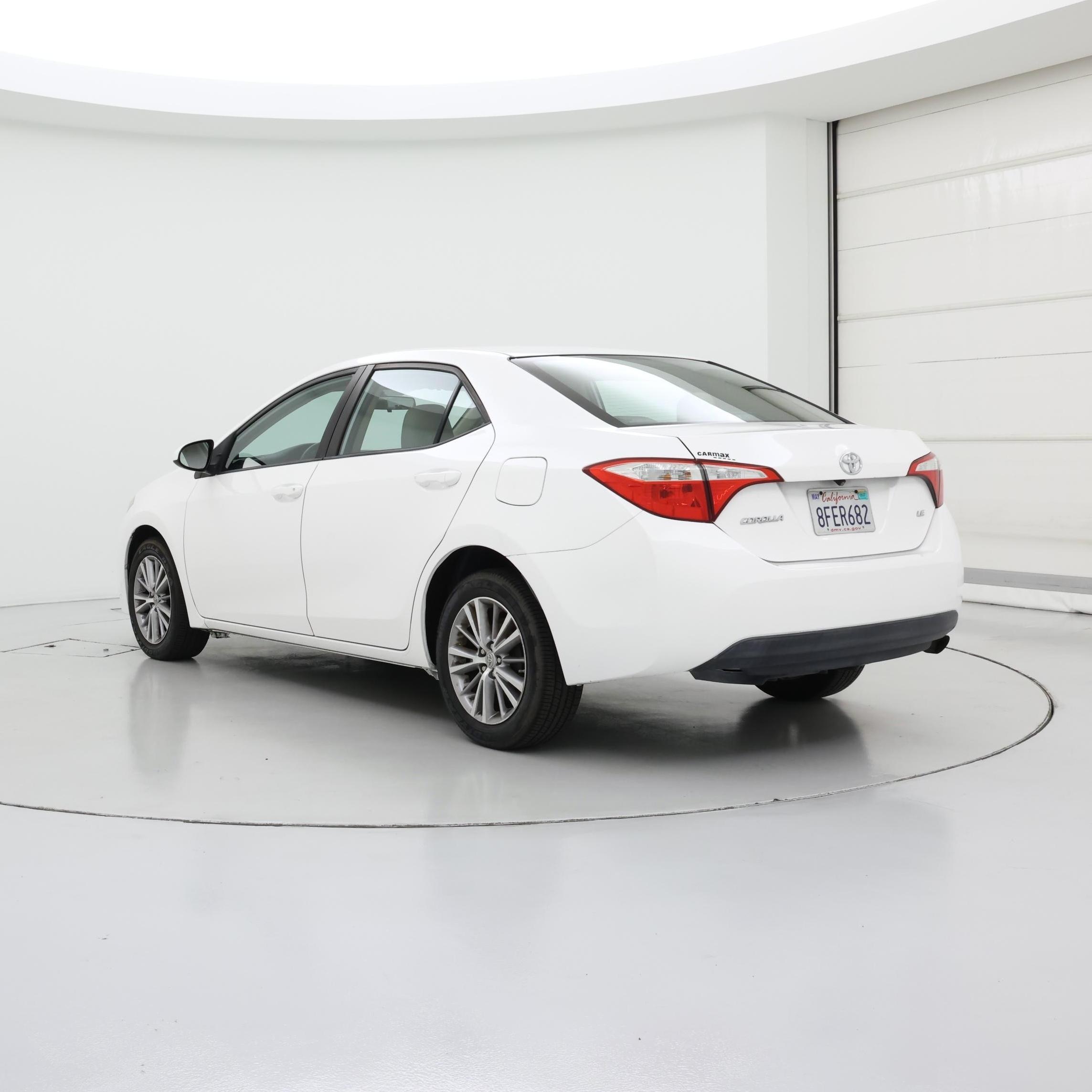 Thumbnail: 2015 Toyota Corolla - 2