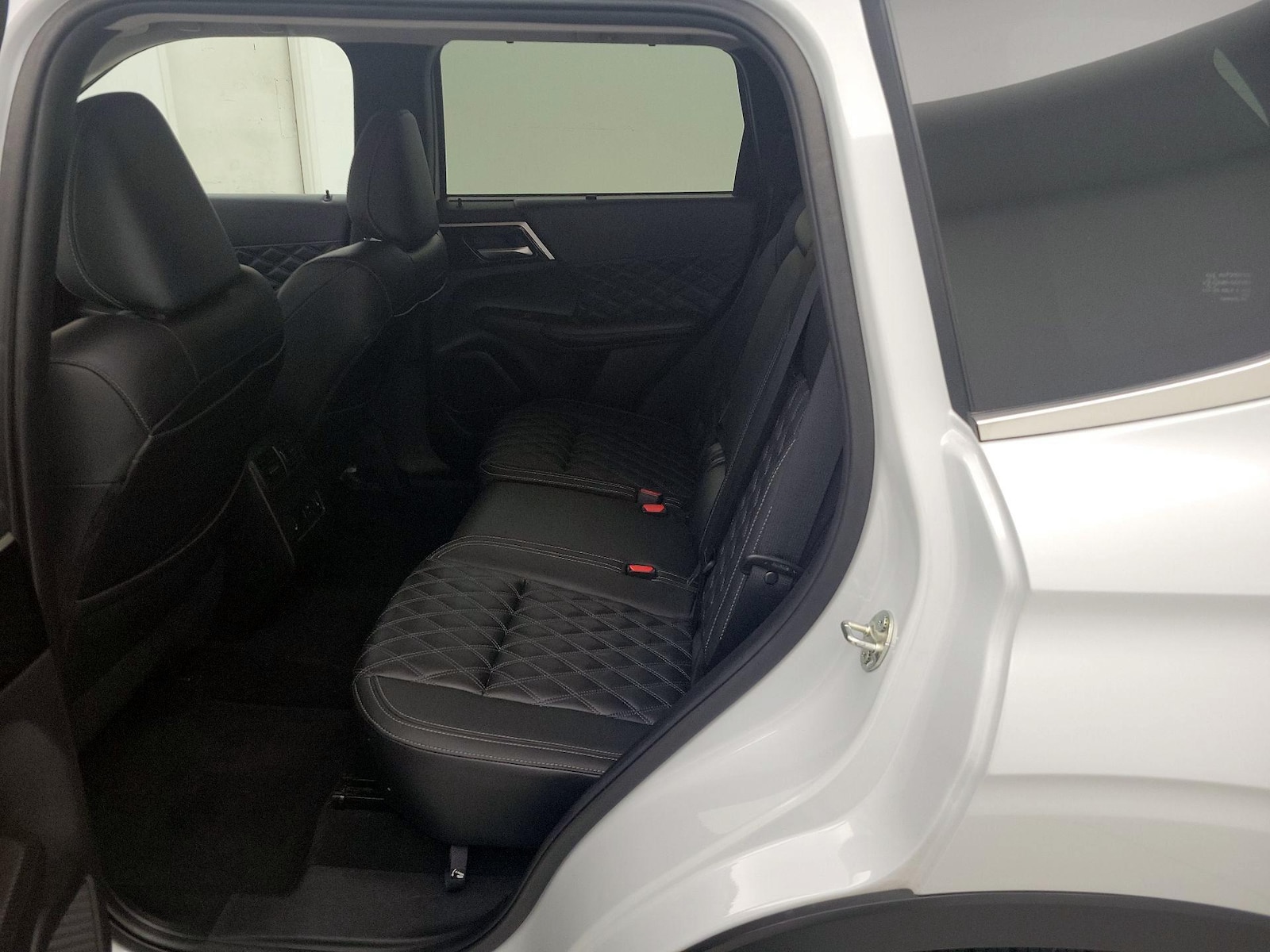 2024 Mitsubishi Outlander SEL - Photo 20