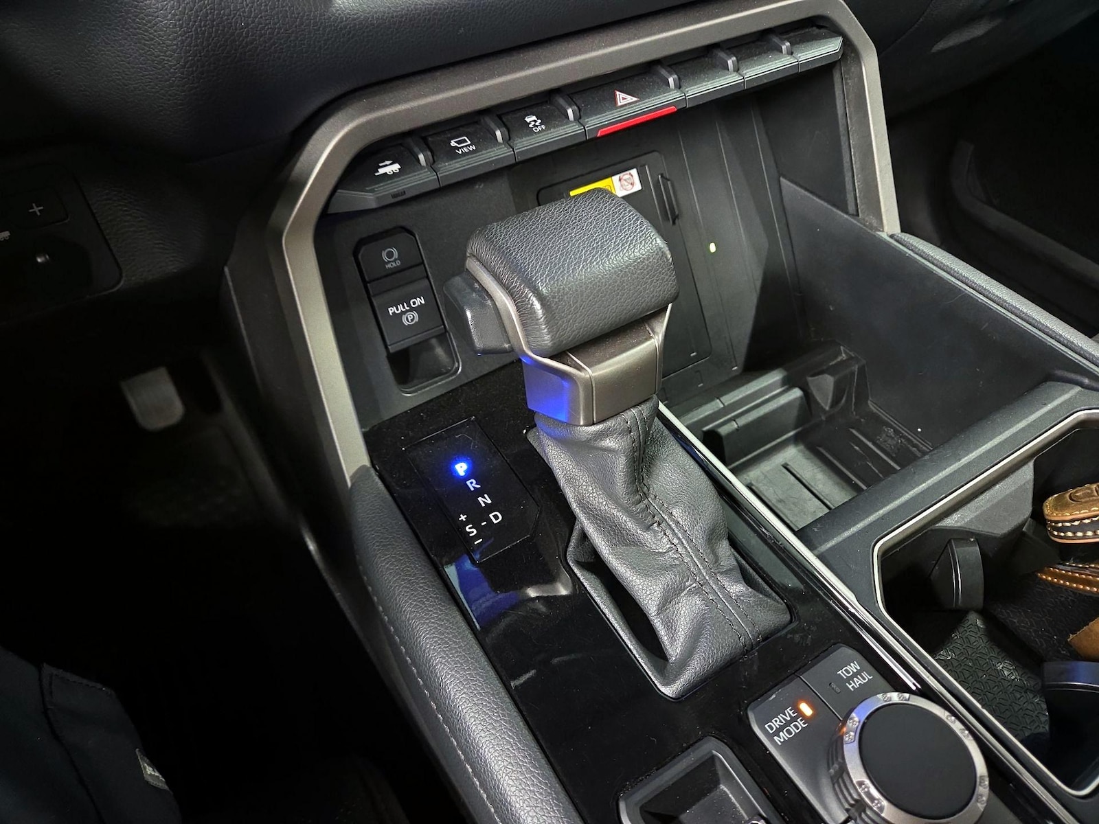 2023 Toyota Tundra Limited - Photo 16