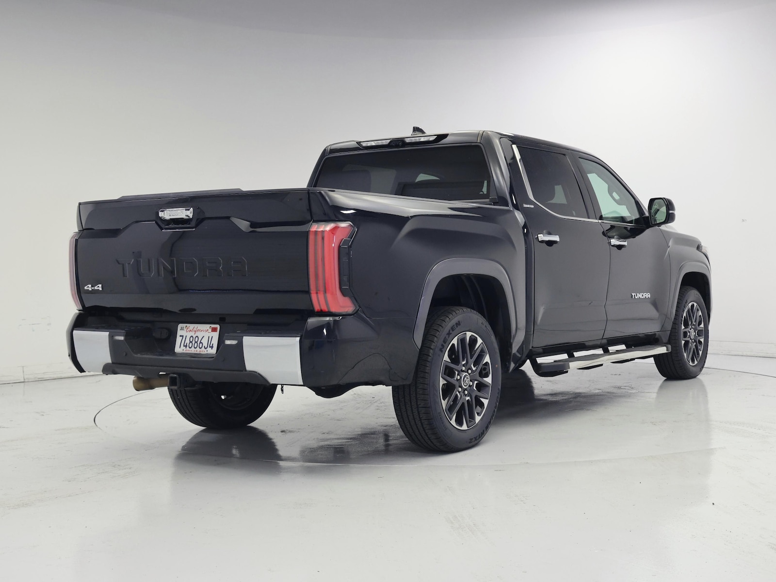 2023 Toyota Tundra Limited - Photo 9