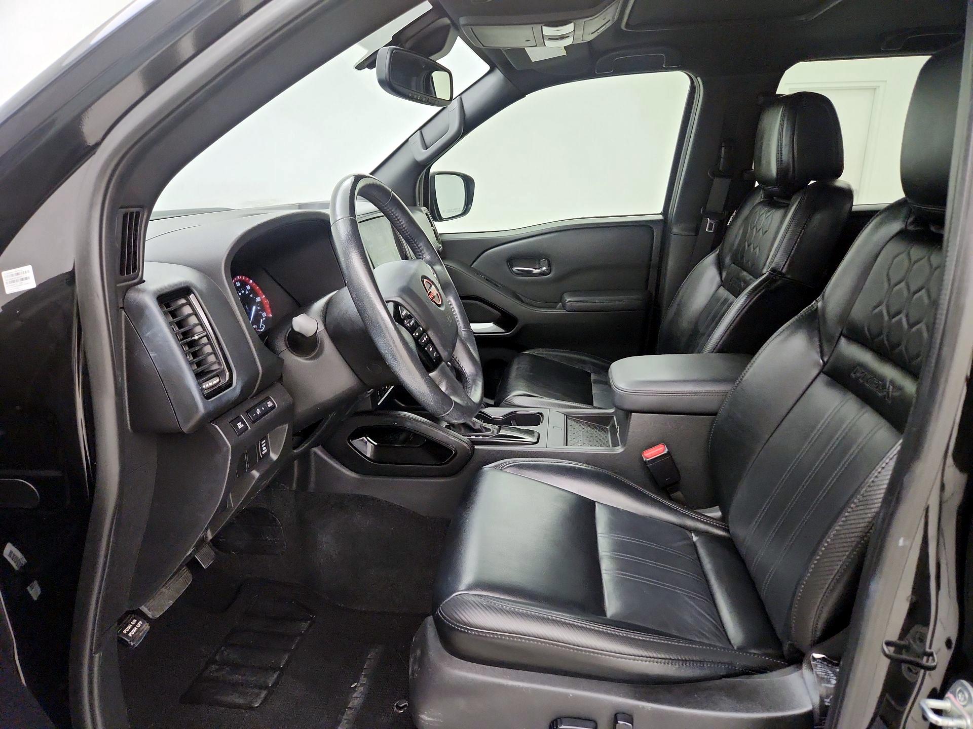 Thumbnail: 2022 Nissan Frontier - 11