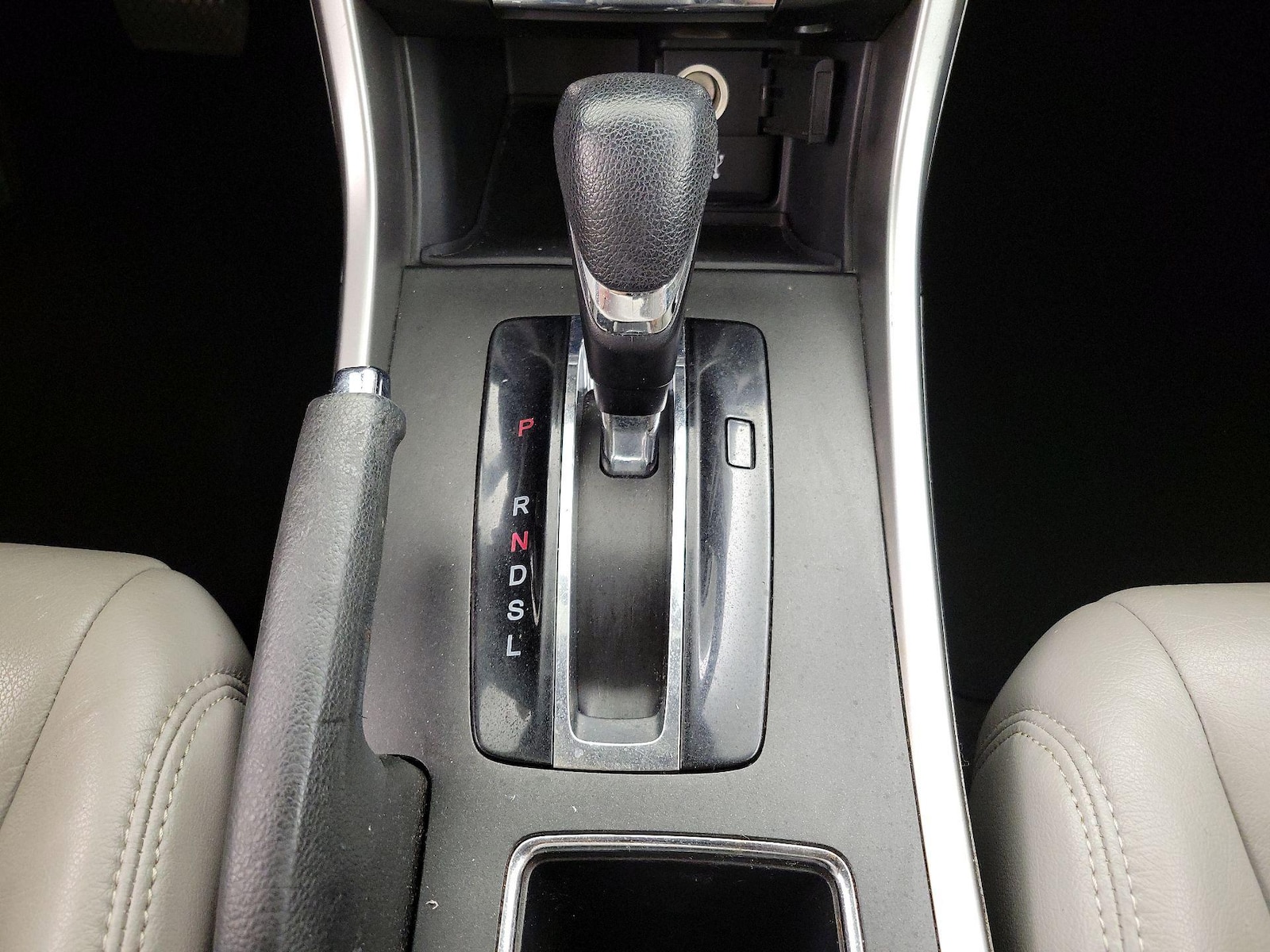 2014 Honda Accord LX - Photo 18