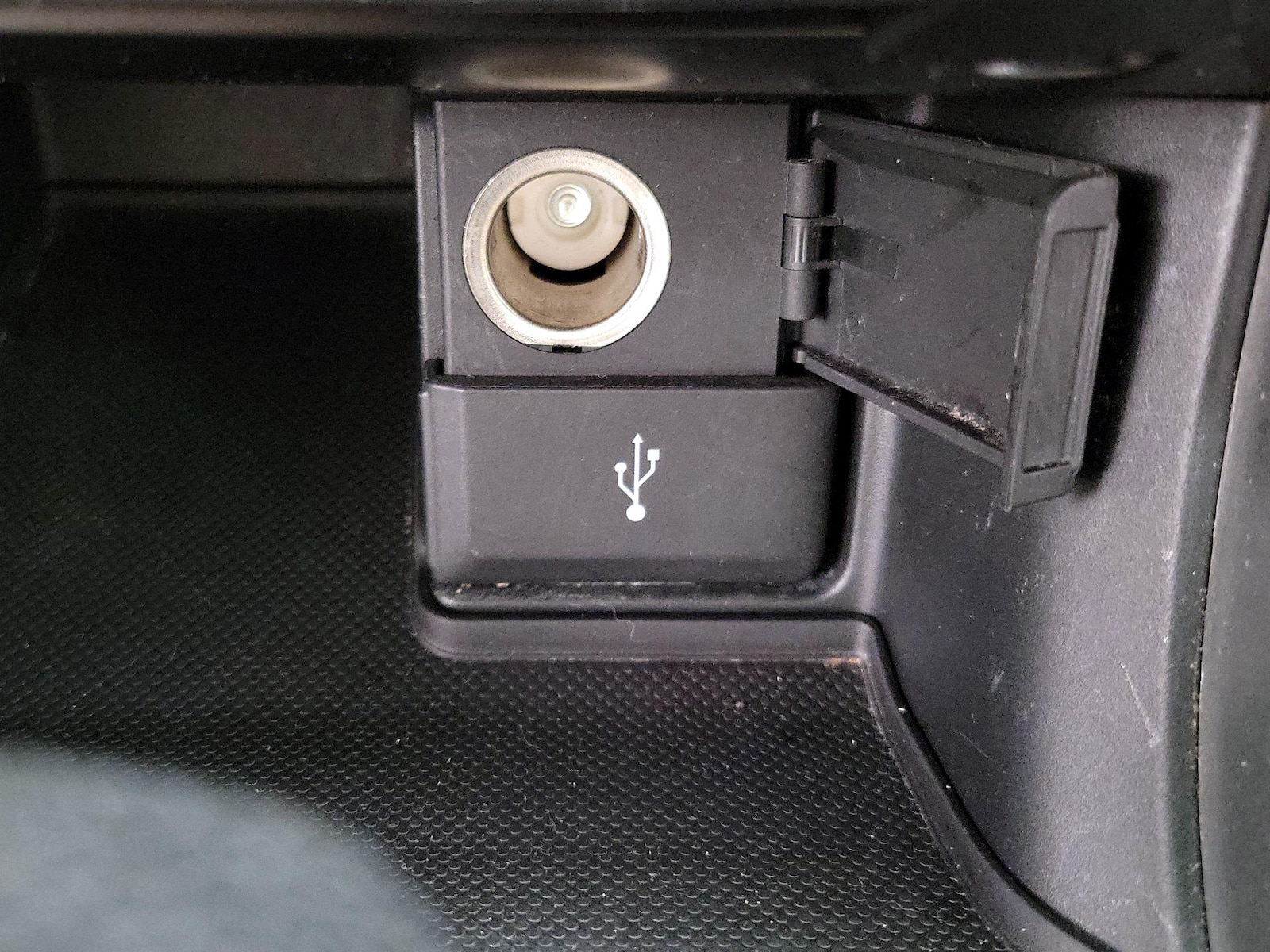 2014 Honda Accord LX - Photo 19