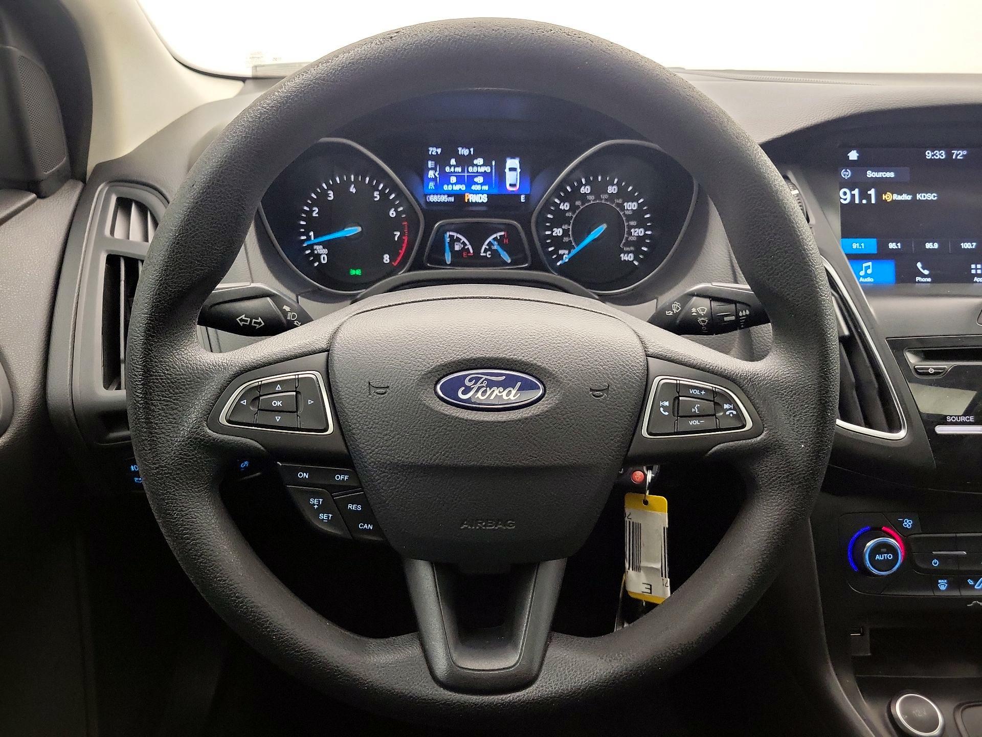 Thumbnail: 2017 Ford Focus - 10