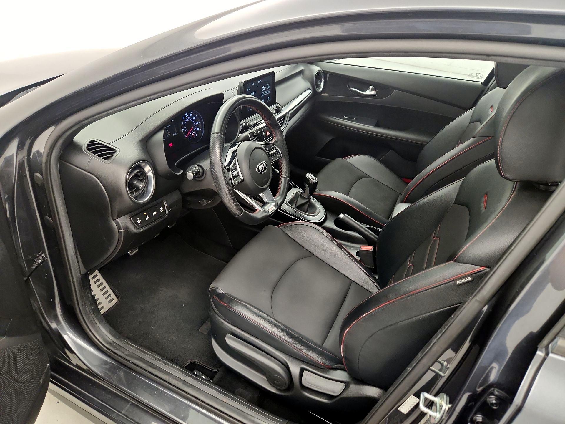 Thumbnail: 2021 Kia Forte - 11