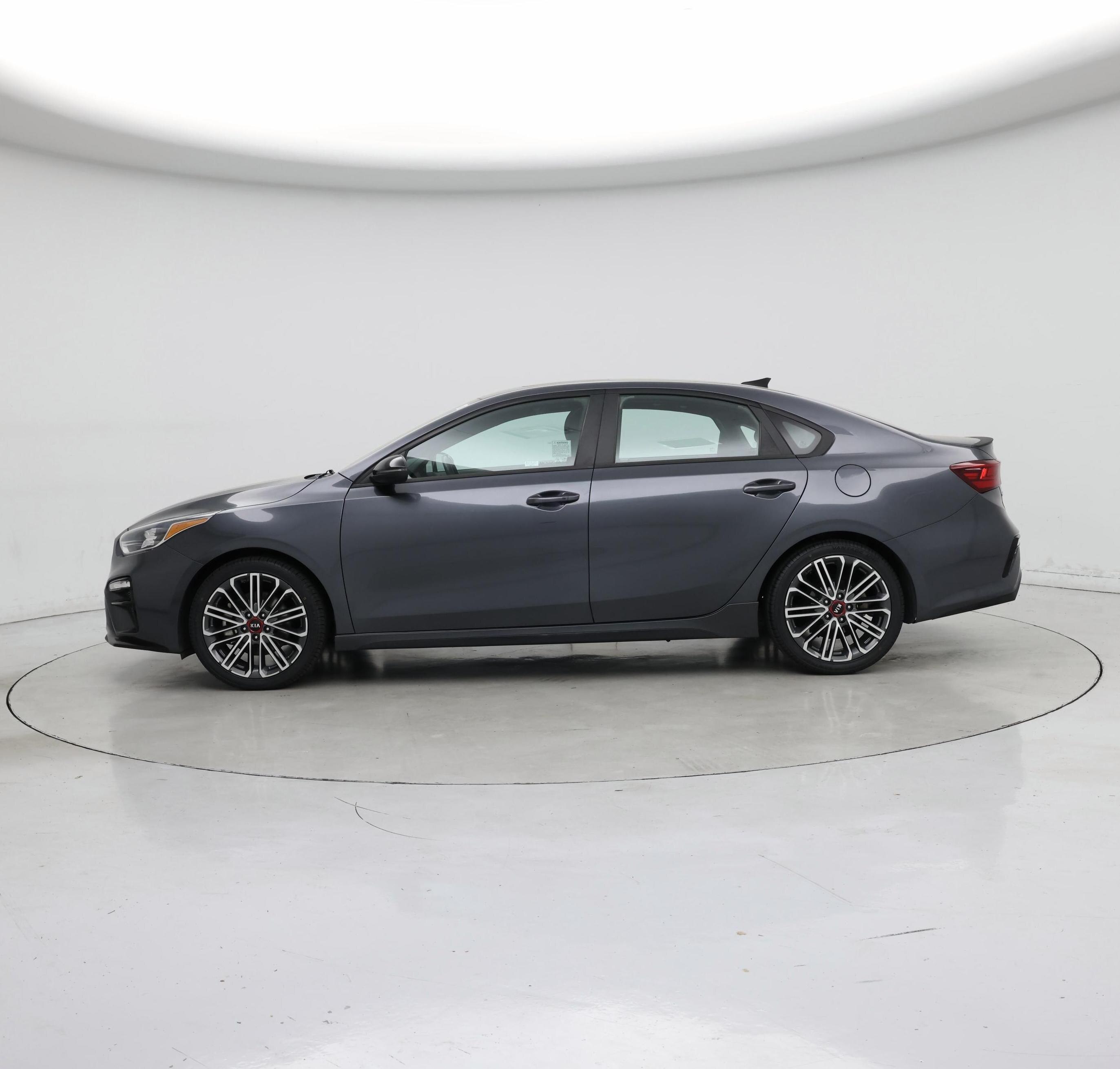 Thumbnail: 2021 Kia Forte - 3