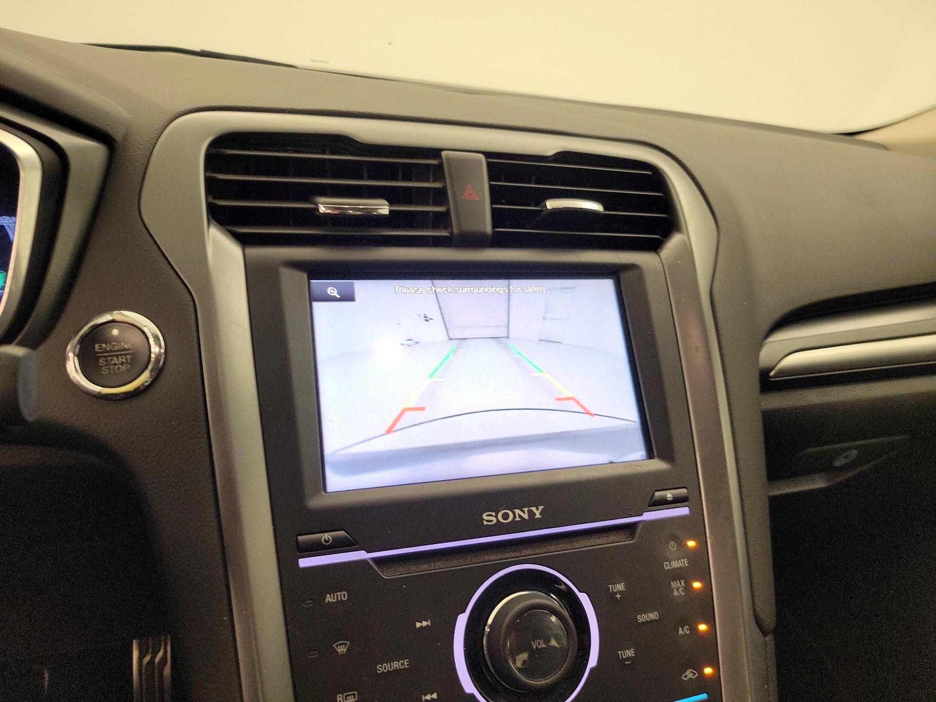 Thumbnail: 2014 Ford Fusion - 14