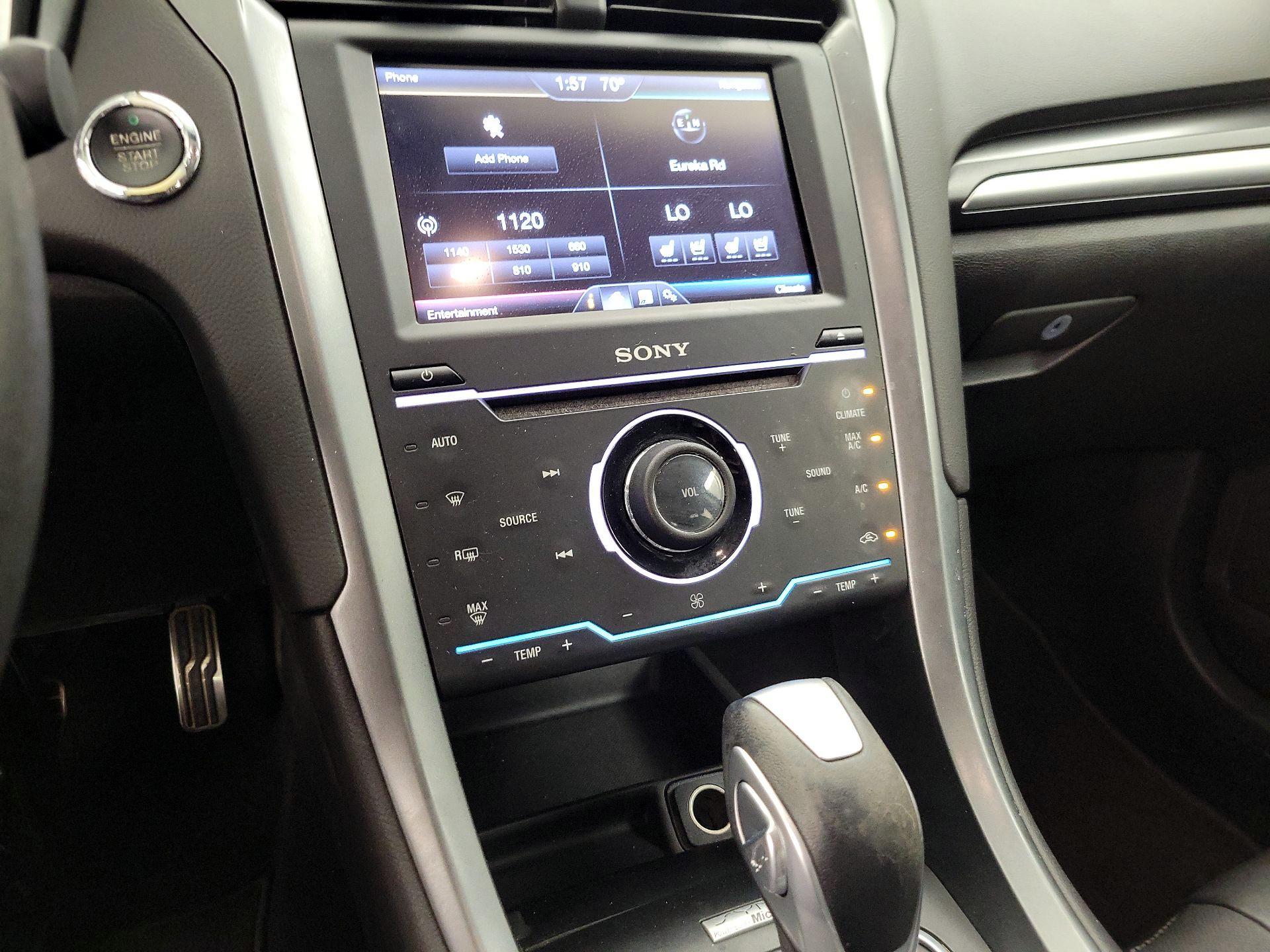 Thumbnail: 2014 Ford Fusion - 16