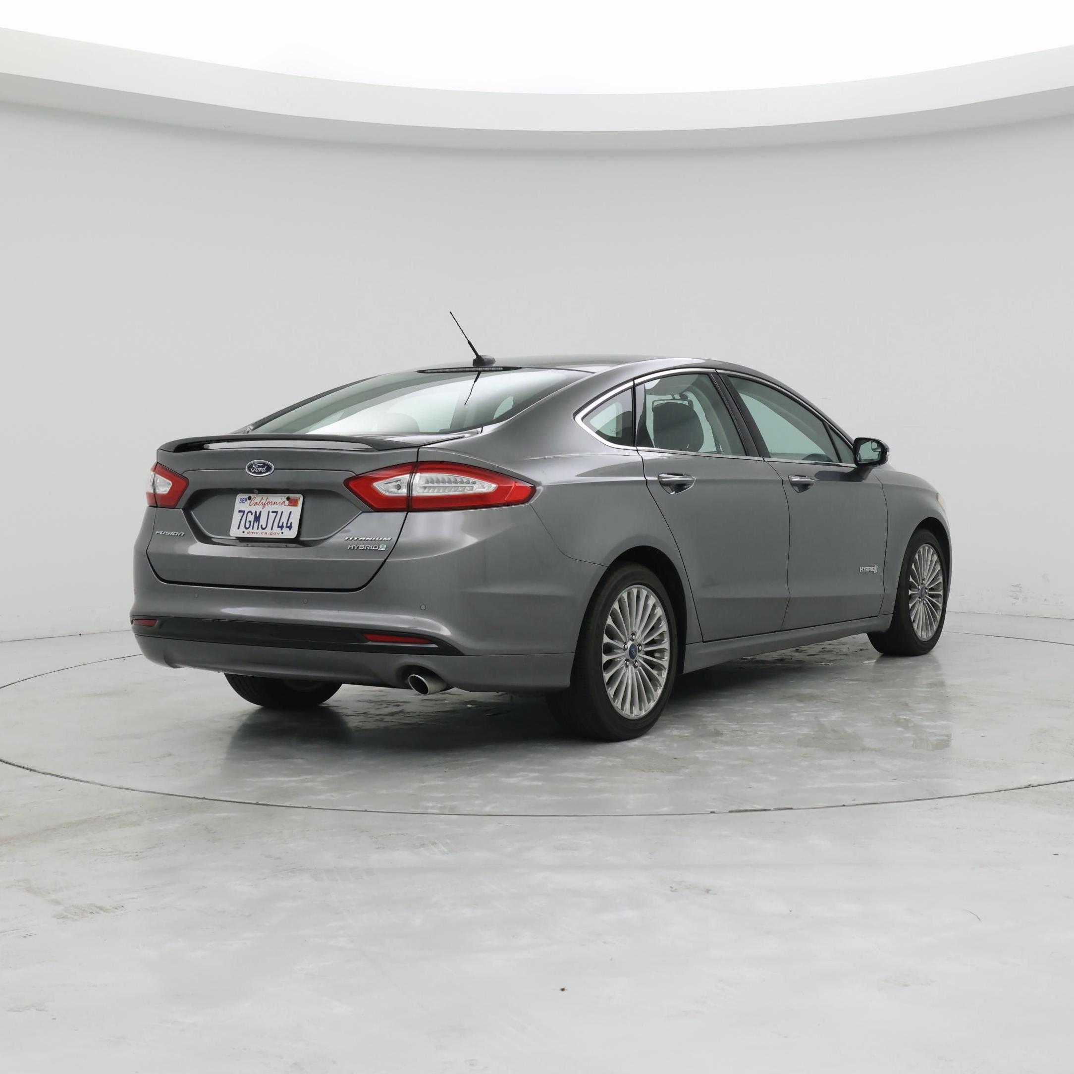 Thumbnail: 2014 Ford Fusion - 8