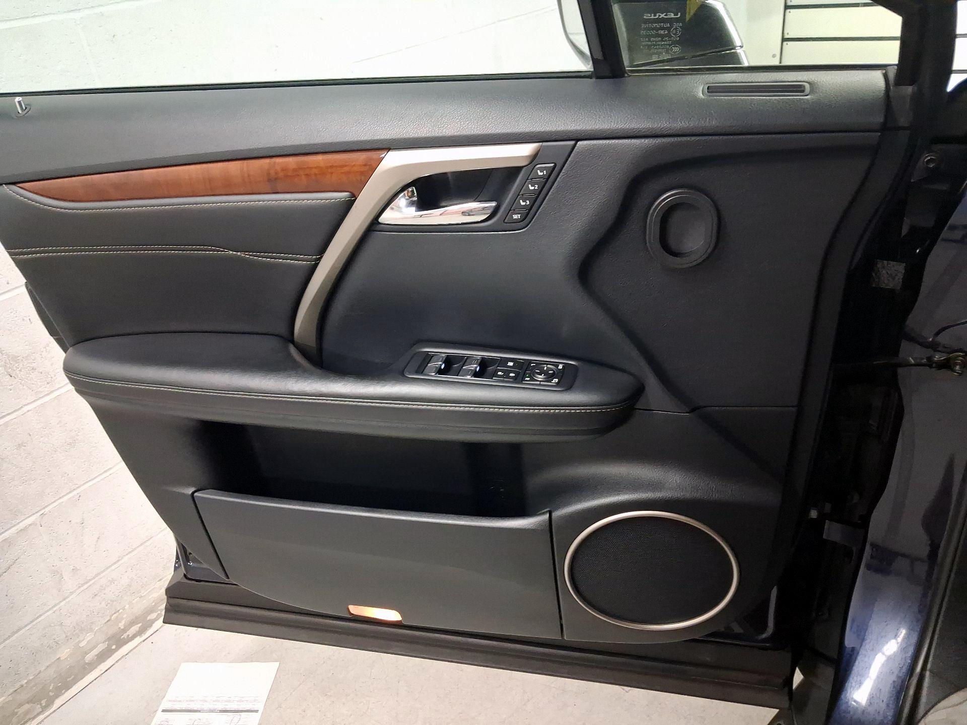 Thumbnail: 2019 Lexus RX - 10