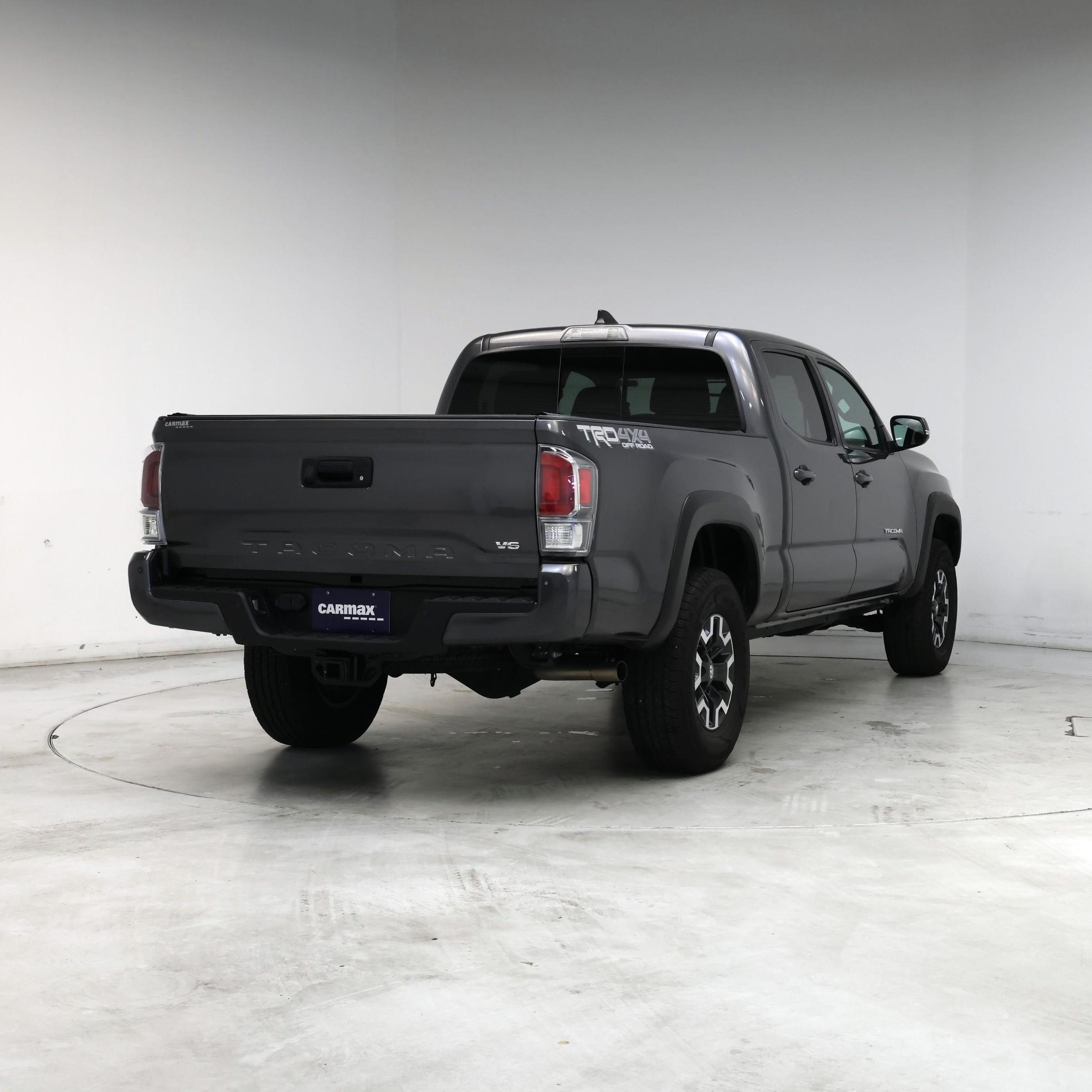 Thumbnail: 2021 Toyota Tacoma - 8