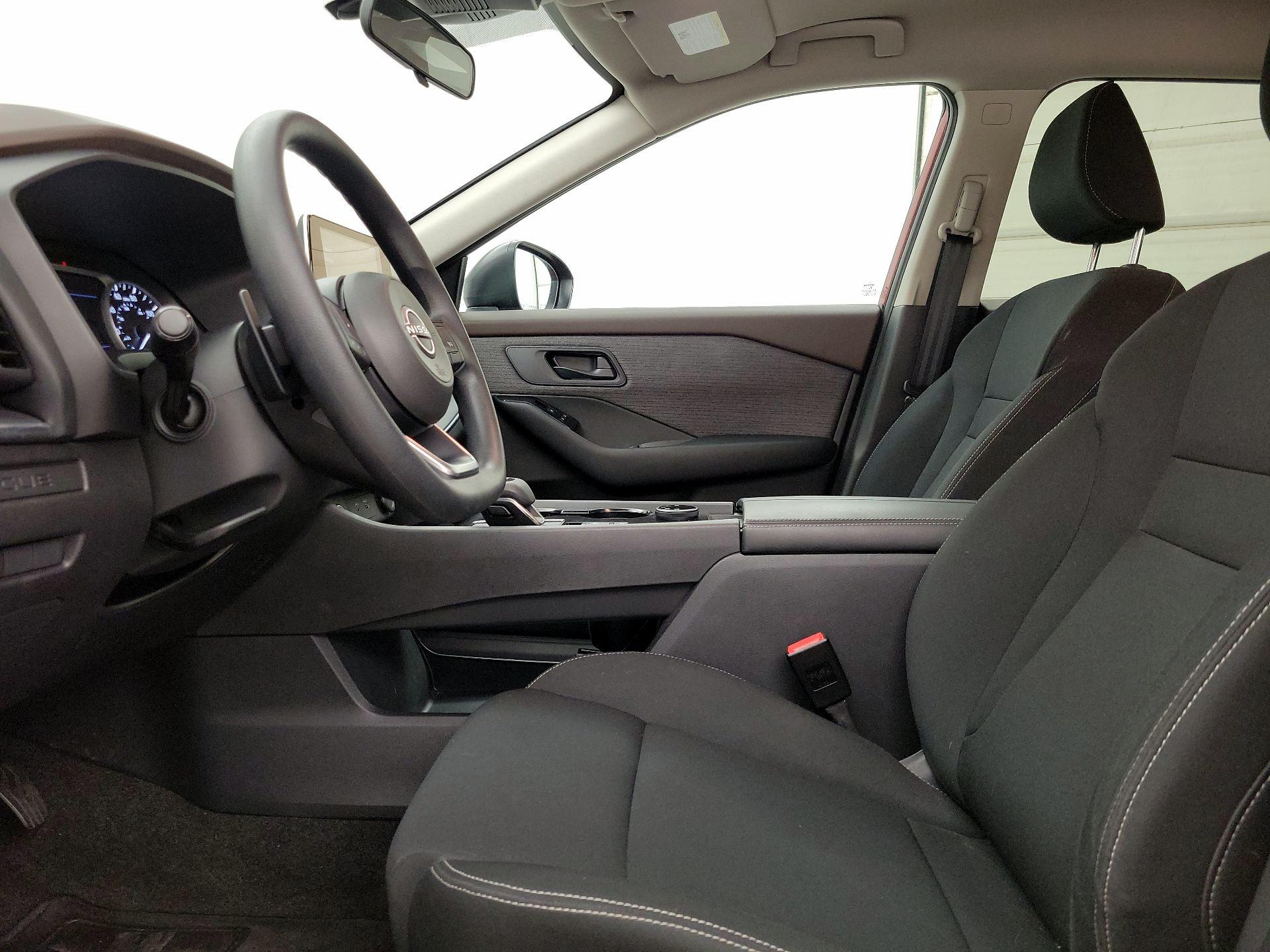 Thumbnail: 2023 Nissan Rogue - 11
